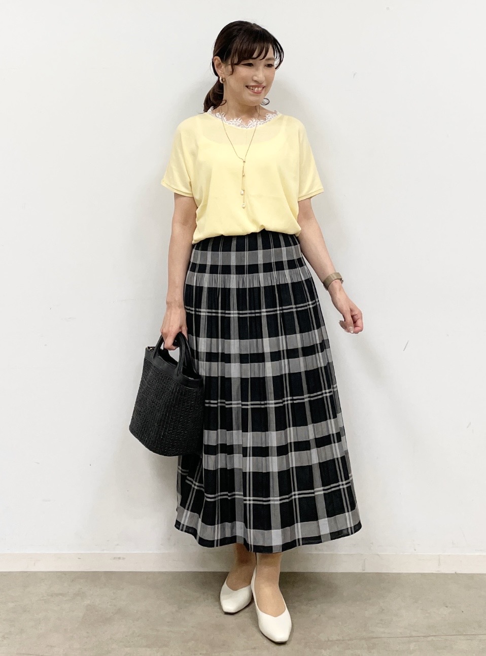 ayaさんの「Reflect｜【二の腕カバー／手洗い可】ネックレース フレンチスリーブニット」を使ったコーディネート