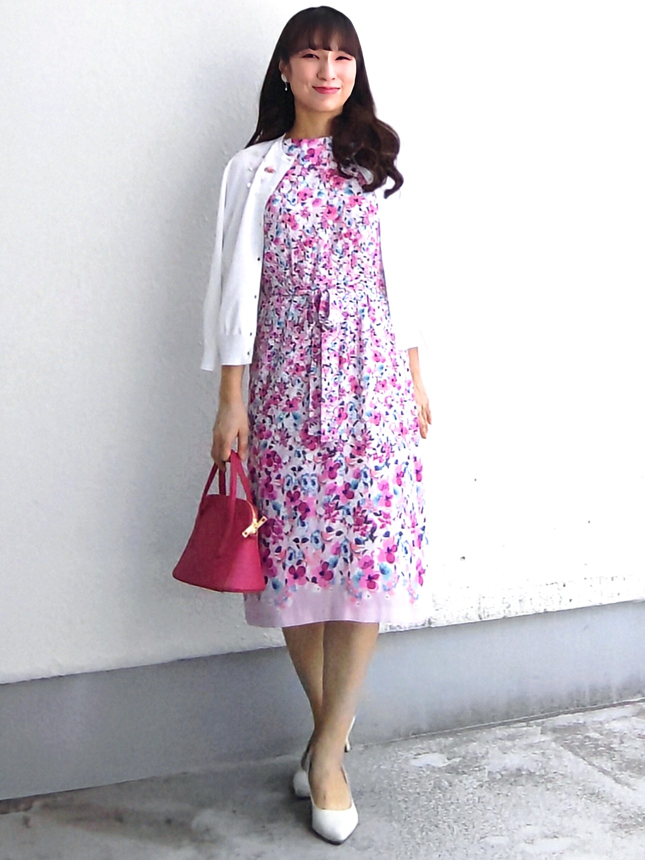 keinaさんの「SunaUna｜小花柄ワンピース」を使ったコーディネート