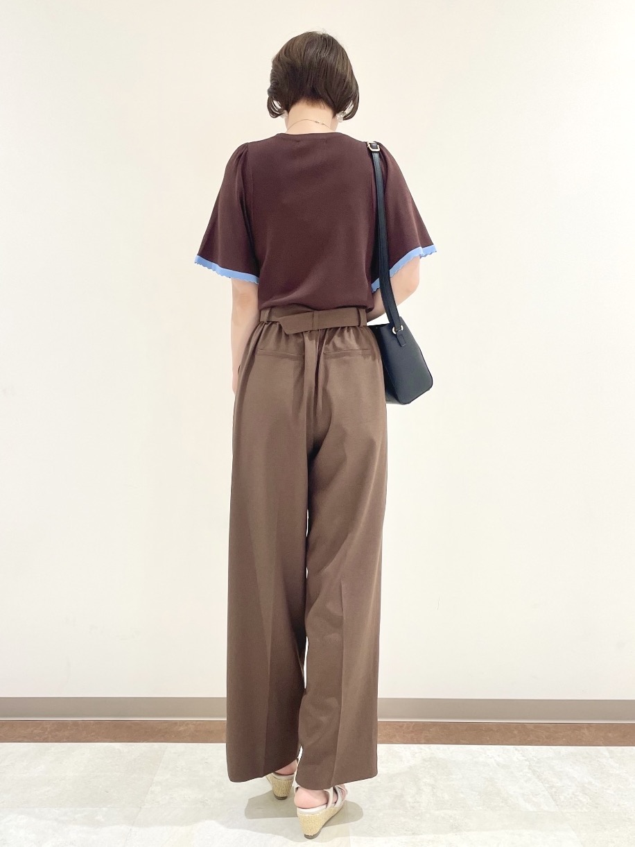 ちいはちさんの「grove｜高評価！【シリーズ累計36万枚！名品ニット】やわらかドライタッチ スカラップスリーブニット」を使ったコーディネート
