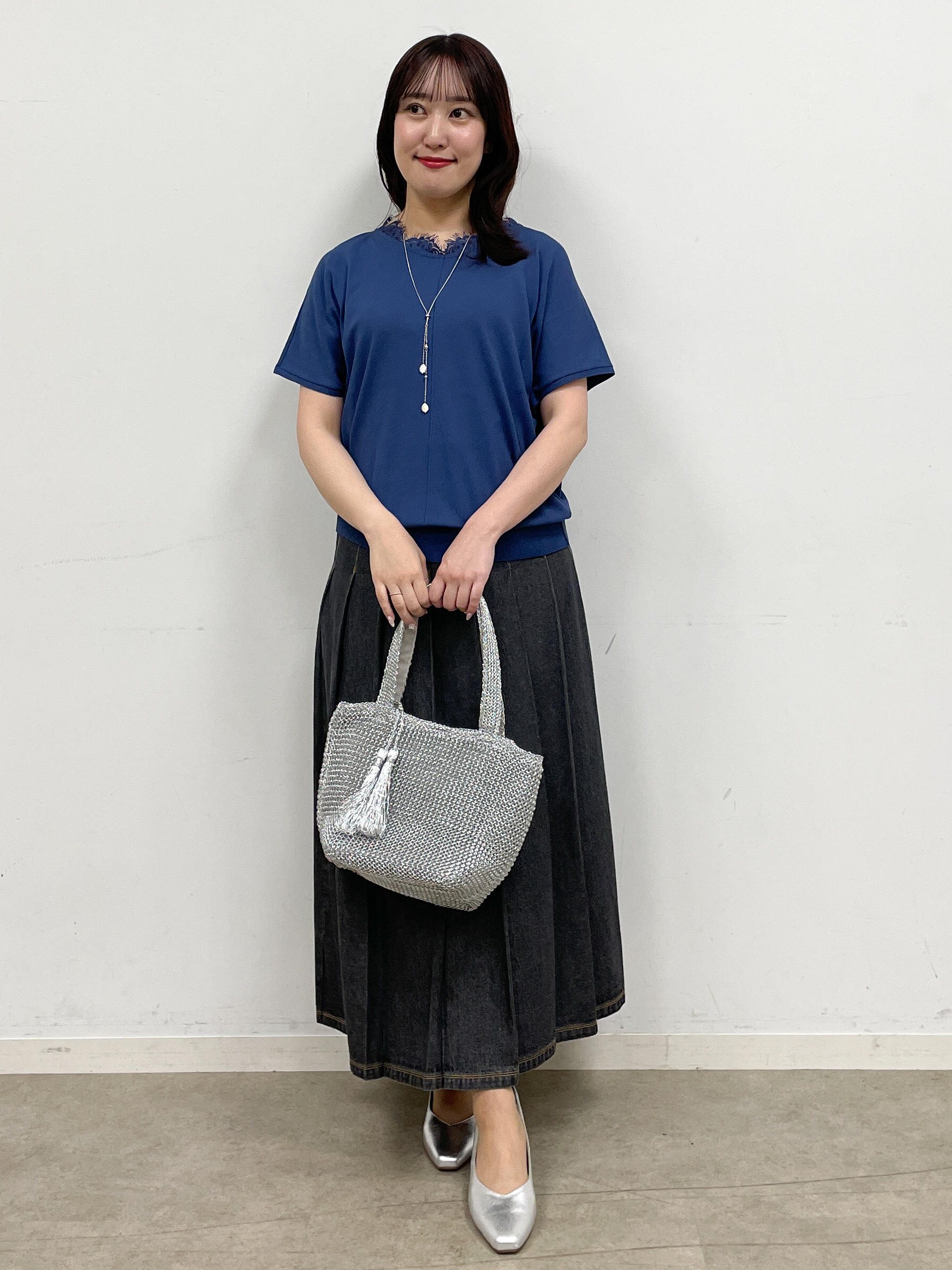 yukariさんの「Reflect｜【二の腕カバー／手洗い可】ネックレース フレンチスリーブニット」を使ったコーディネート