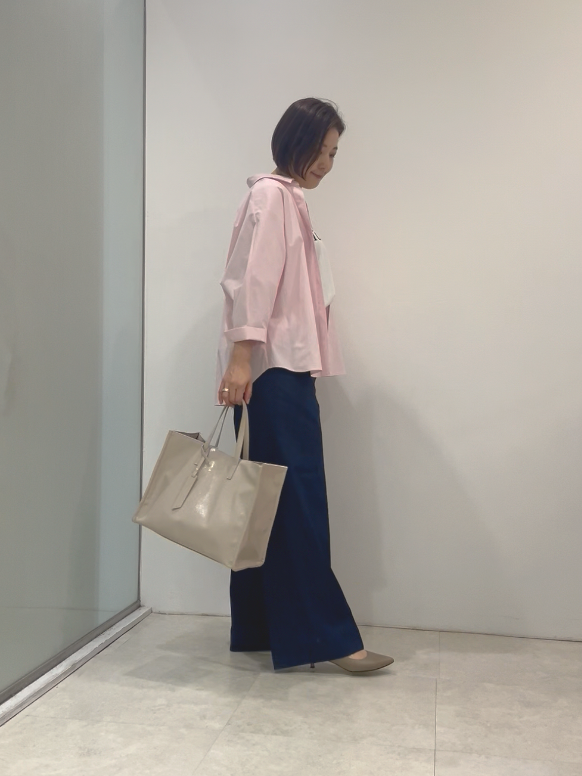 まどかさんの「UNTITLED｜【接触冷感/吸水速乾/UVカット】ドルマンスリーブシャツ」を使ったコーディネート