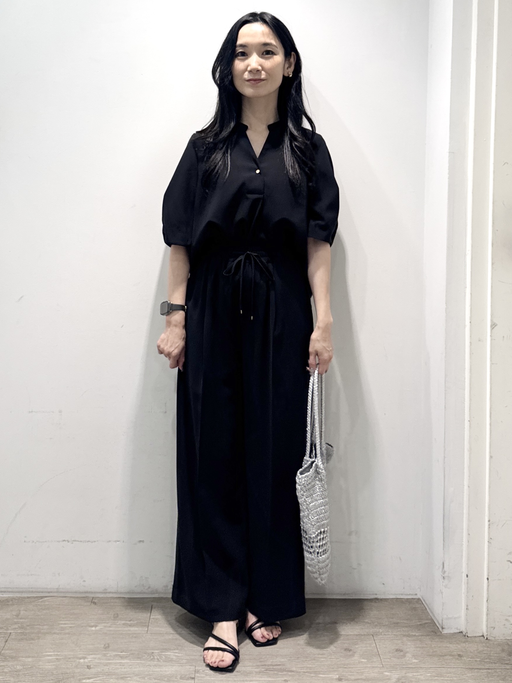 yuicciさんの「OPAQUE.CLIP｜【ストレッチ／防シワ／洗濯機OK】タックスリーブブラウス《SS～LL／6col／セットアップ可》」を使ったコーディネート