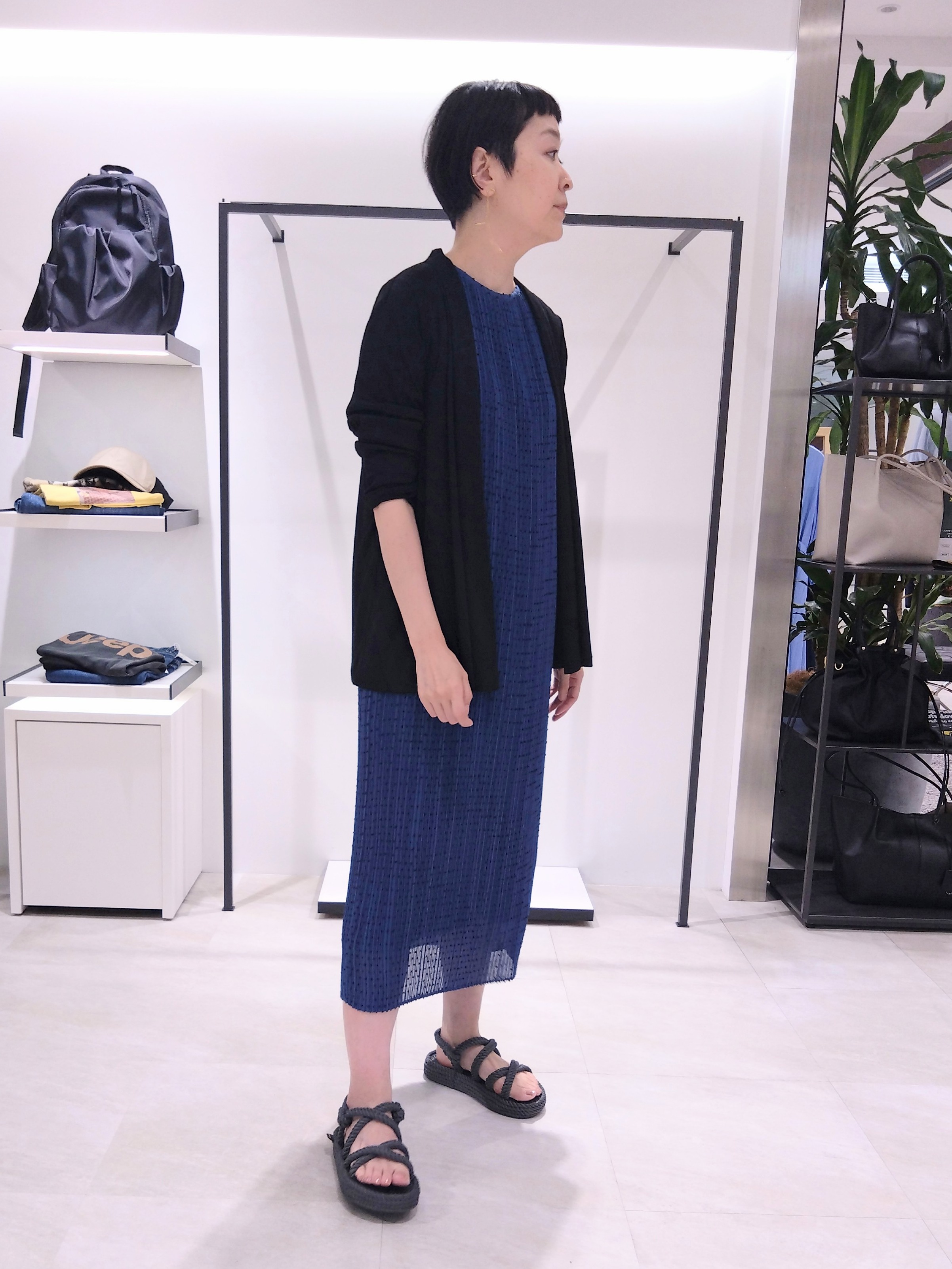 まちこさんの「UNTITLED｜【接触冷感/UVカット/遮熱機能】フライスジャージカーディガン」を使ったコーディネート