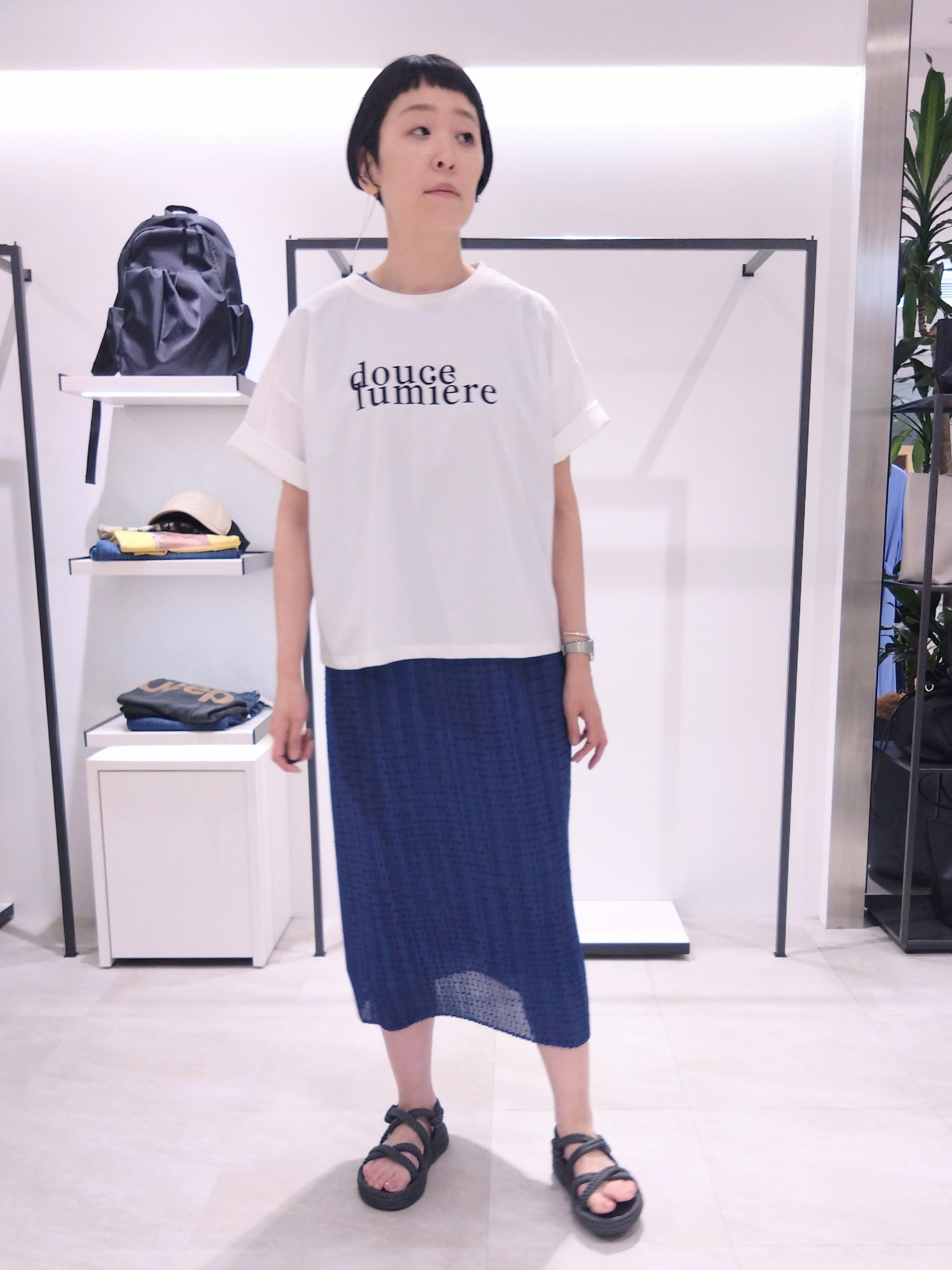 まちこさんの「UNTITLED｜【華やか/シアー感】ドットジャガードワンピース」を使ったコーディネート