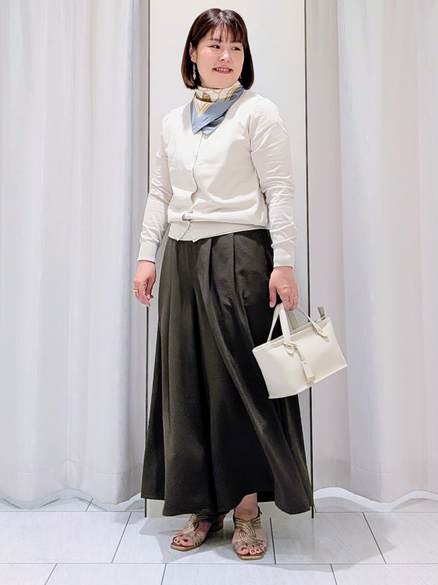 Onumaさんの「UNTITLED｜◆【9色展開/アンサンブル可】コットンクルーネックカーディガン」を使ったコーディネート