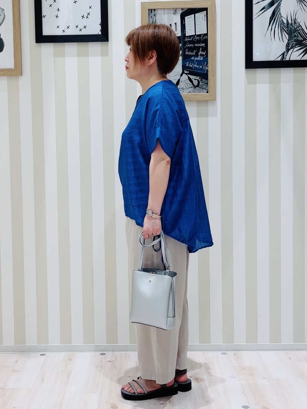 ma_miさんの「SHOO･LA･RUE｜【高レビュー/体型カバー】インせず着られる スキッパー裾リボンブラウス」を使ったコーディネート