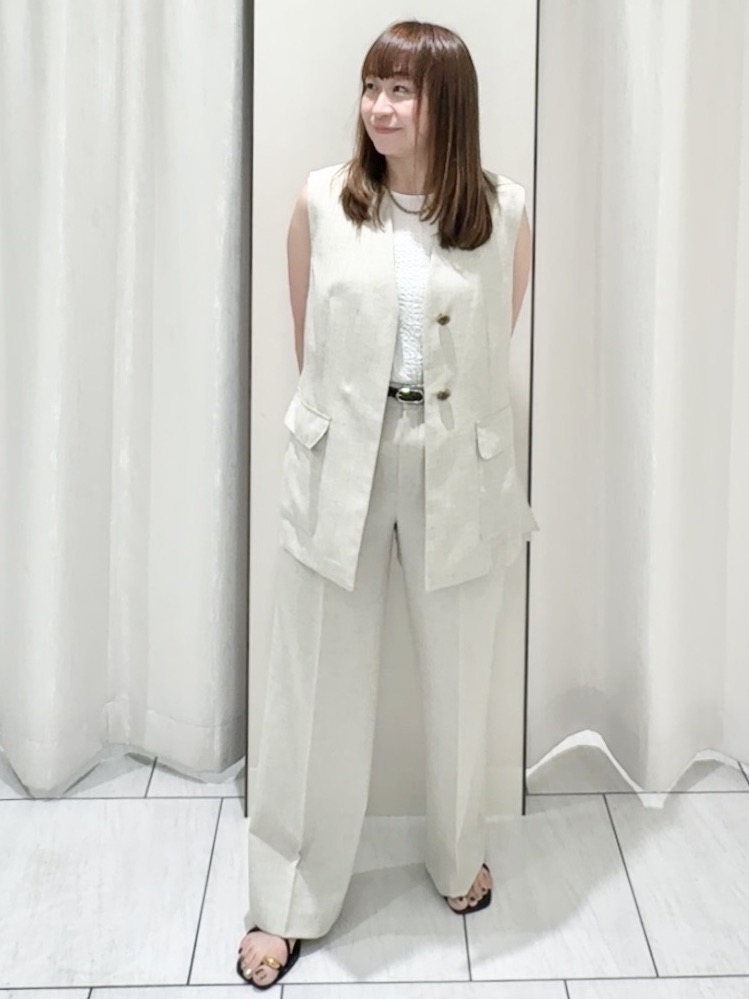 ʏᴜᴋɪᴋᴏさんの「UNTITLED｜【セットアップ可/UV/接触冷感】スラブキーネックジレ」を使ったコーディネート