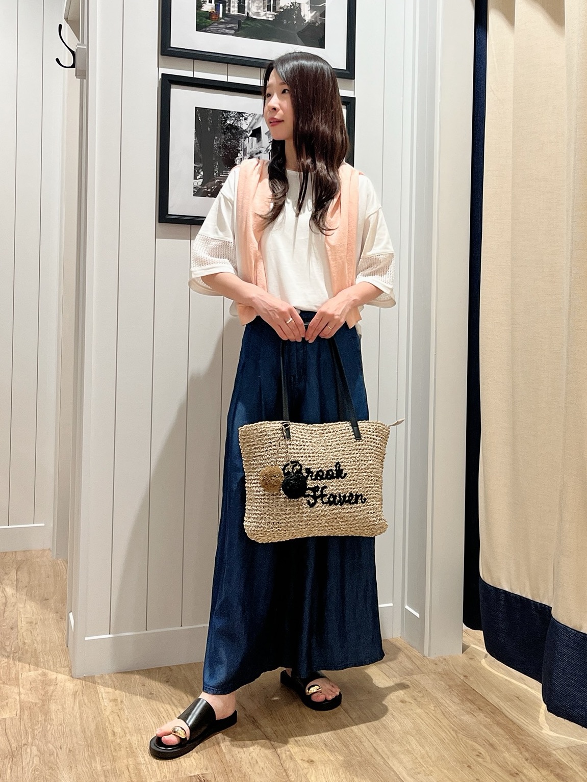 mihoさんの「Dessin｜【マシンウォッシャブル】Vネックシアーカーディガン」を使ったコーディネート
