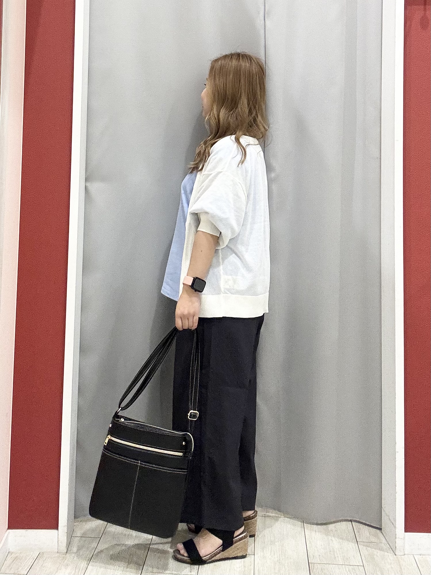 shioさんの「SHOO･LA･RUE｜【洗濯機可/S-LL】程よいVネックですっきり魅せる ジップアップ 7分袖シアーカーディガン」を使ったコーディネート