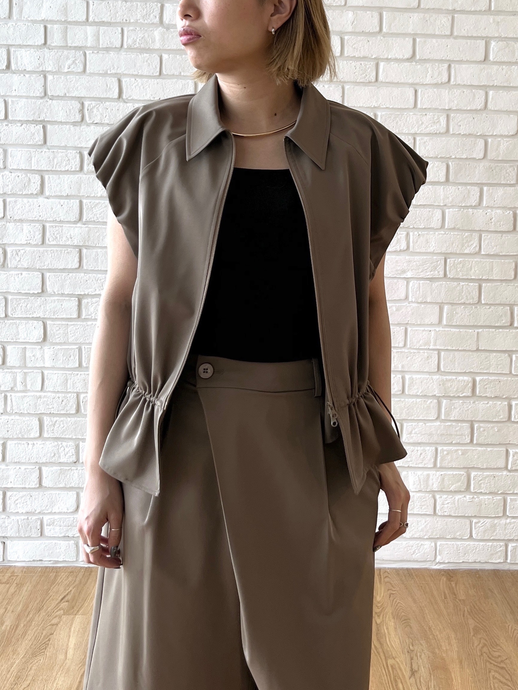 Harukaさんの「INDIVI｜ジップアップフォルムブルゾン【セットアップ可能／UVカット／接触冷感】」を使ったコーディネート