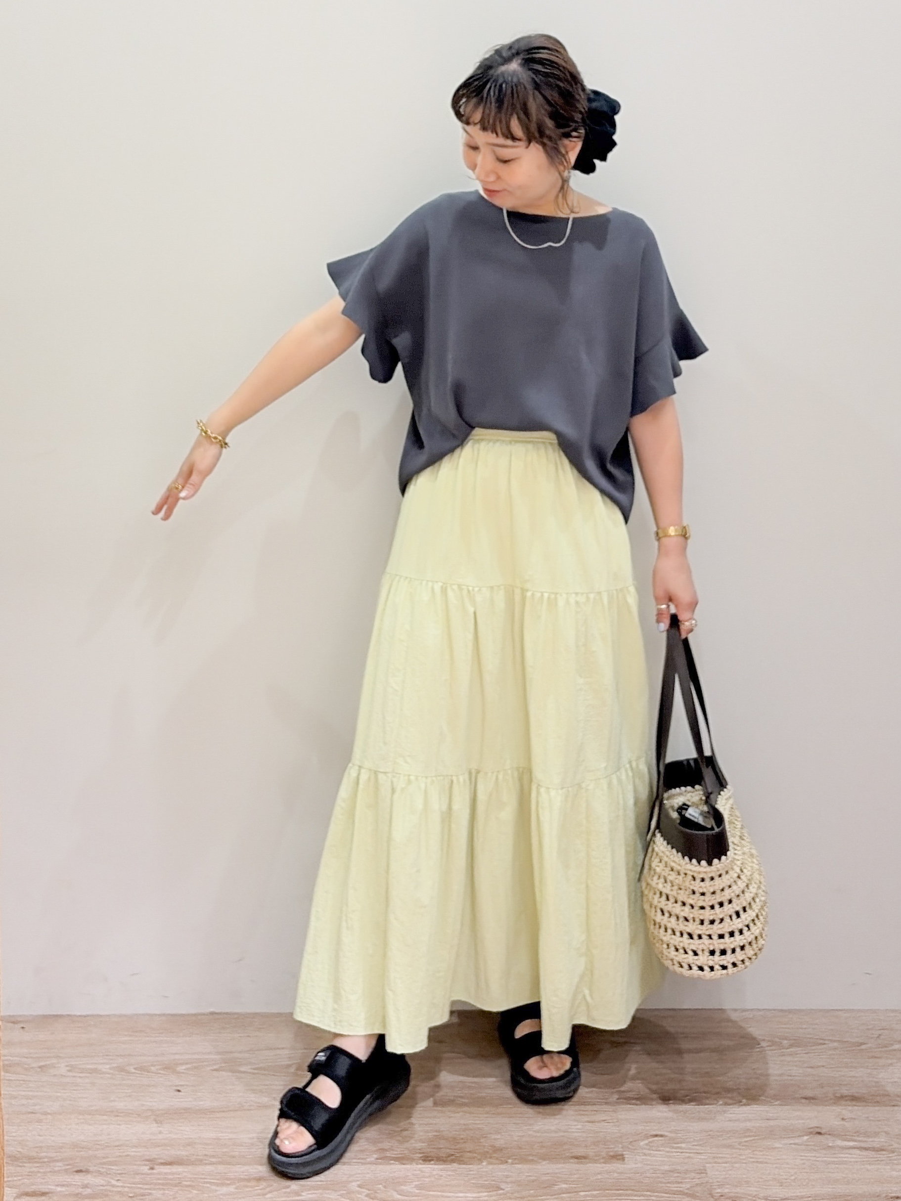 risayanさんの「OPAQUE.CLIP｜【UV／遮熱性】フリルスリーブニット《7col／洗濯機OK》」を使ったコーディネート
