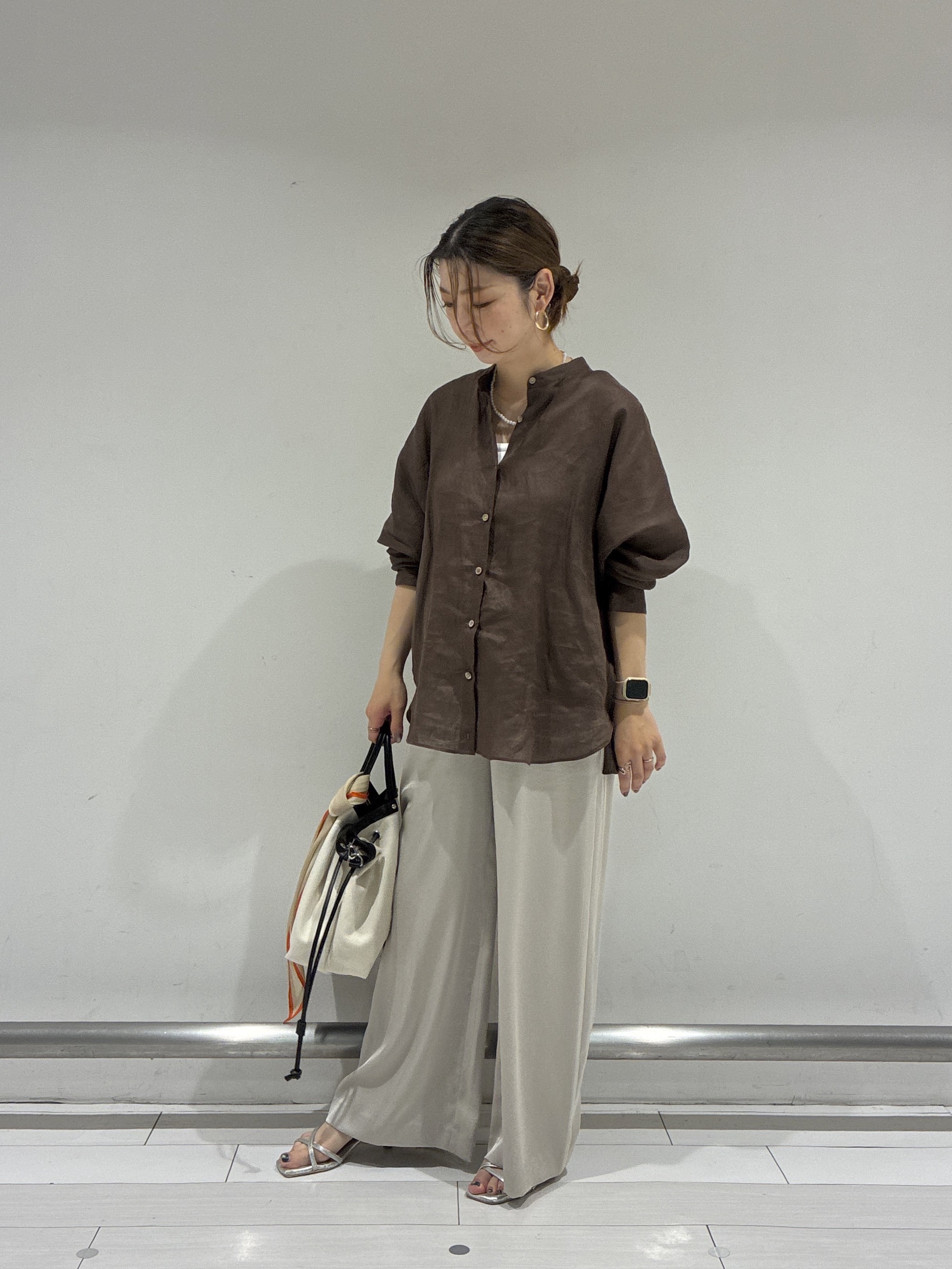Rinさんの「UNTITLED｜【麻100】リネンドルマンシャツ」を使ったコーディネート