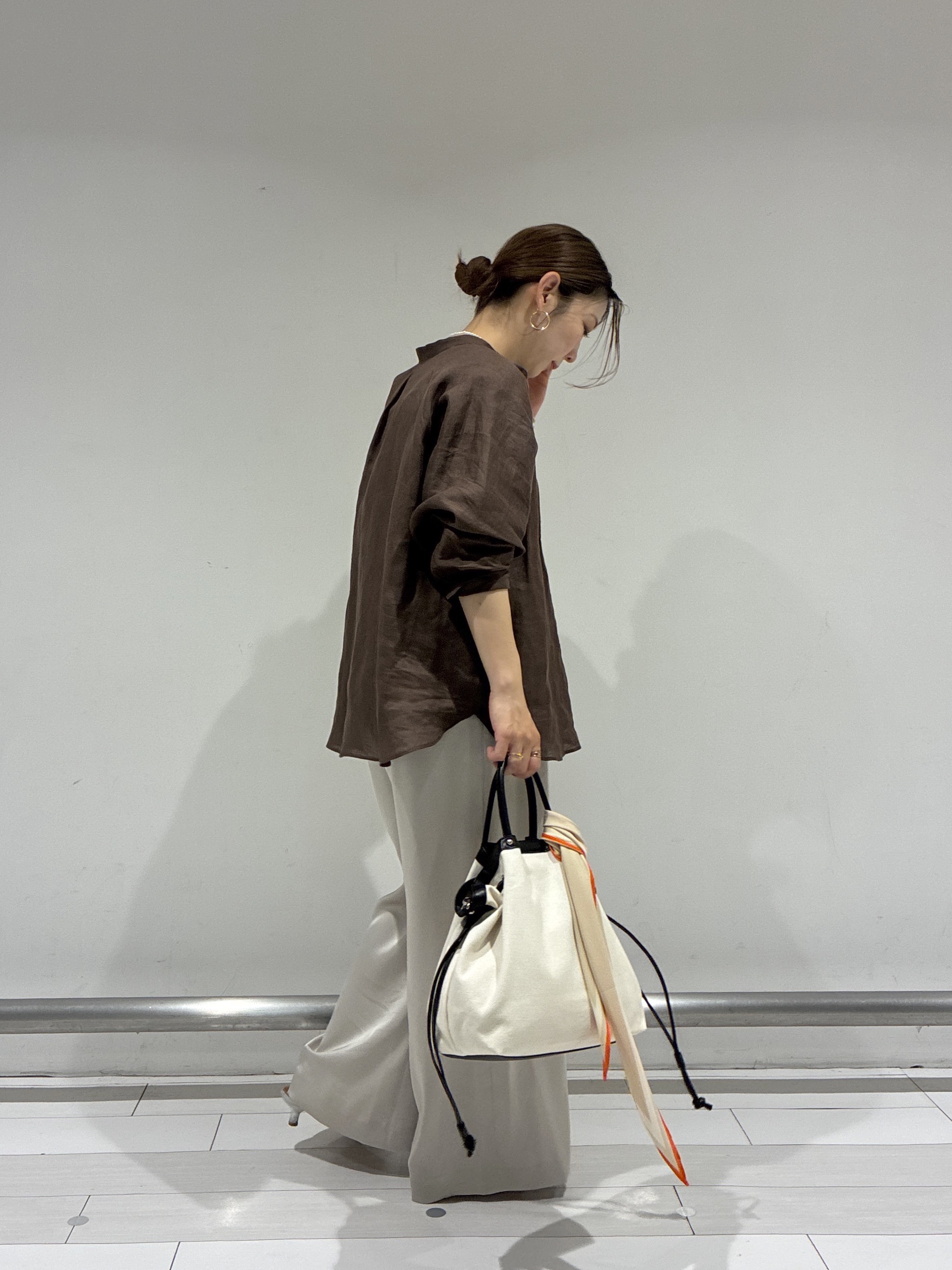 Rinさんの「UNTITLED｜【麻100】リネンドルマンシャツ」を使ったコーディネート
