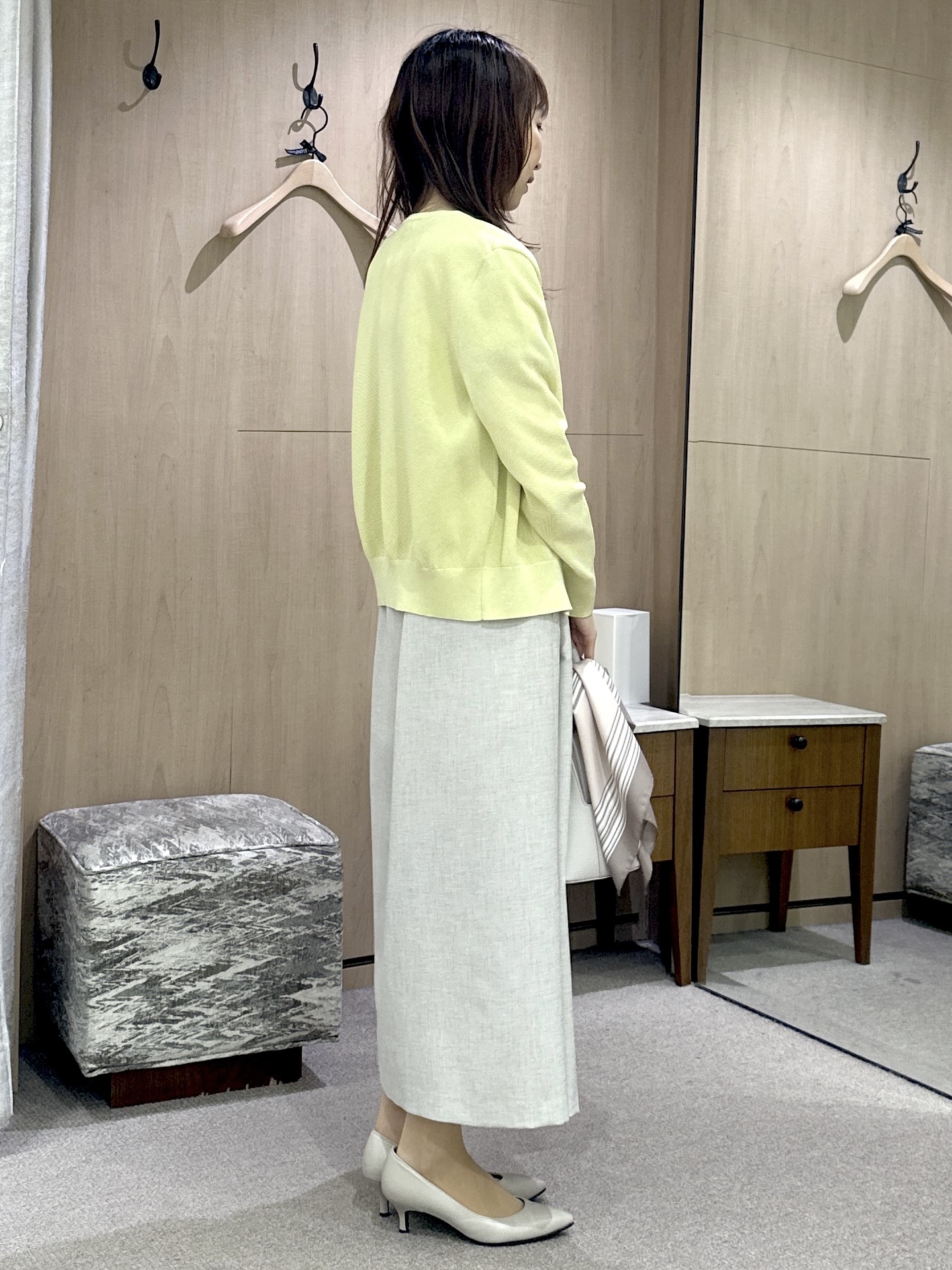 Miwaさんの「UNTITLED｜◆【アンサンブル可】ラメ混クルーネックカーディガン」を使ったコーディネート
