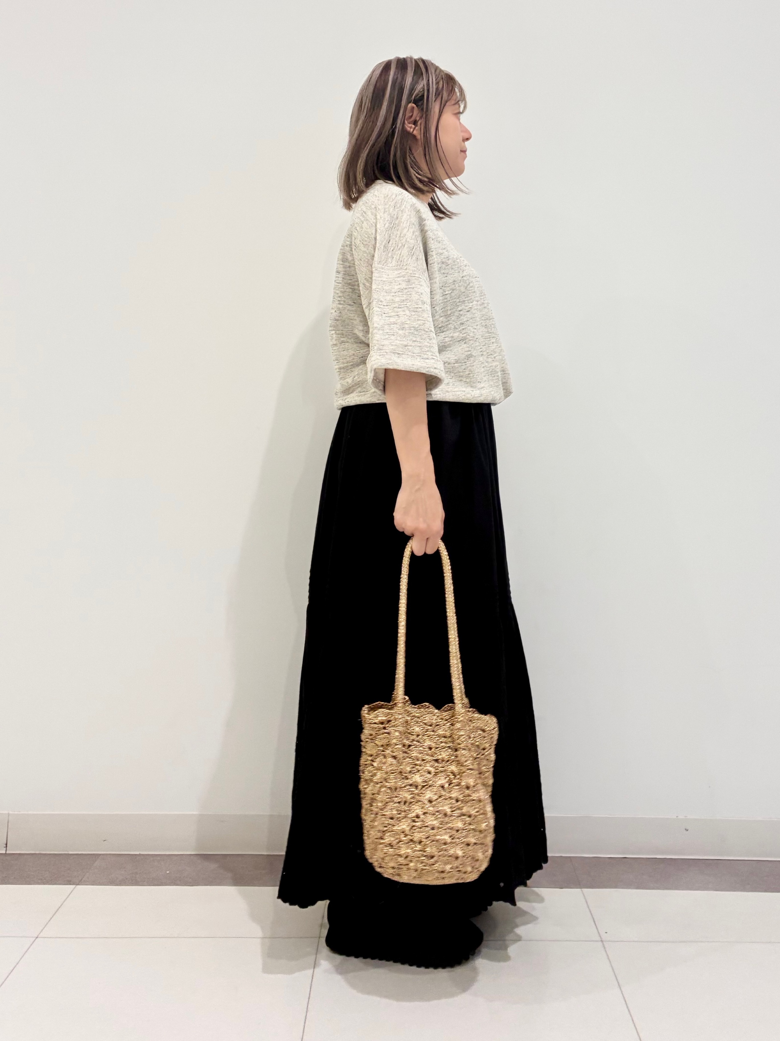 Reecoさんの「DRESSTERIOR｜ウォッシャブルエンブロイダリースカート」を使ったコーディネート