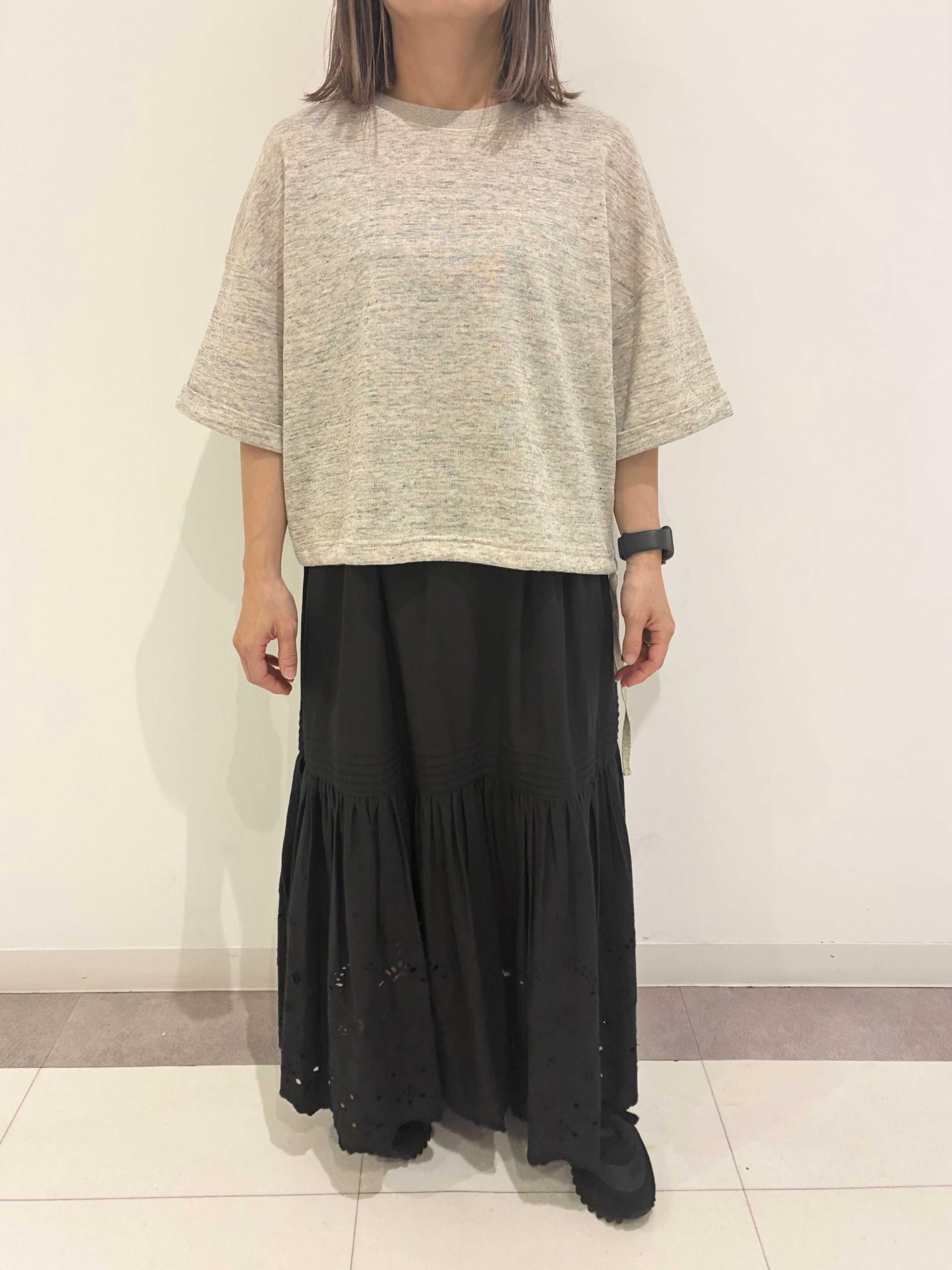 Reecoさんの「DRESSTERIOR｜ウォッシャブルエンブロイダリースカート」を使ったコーディネート