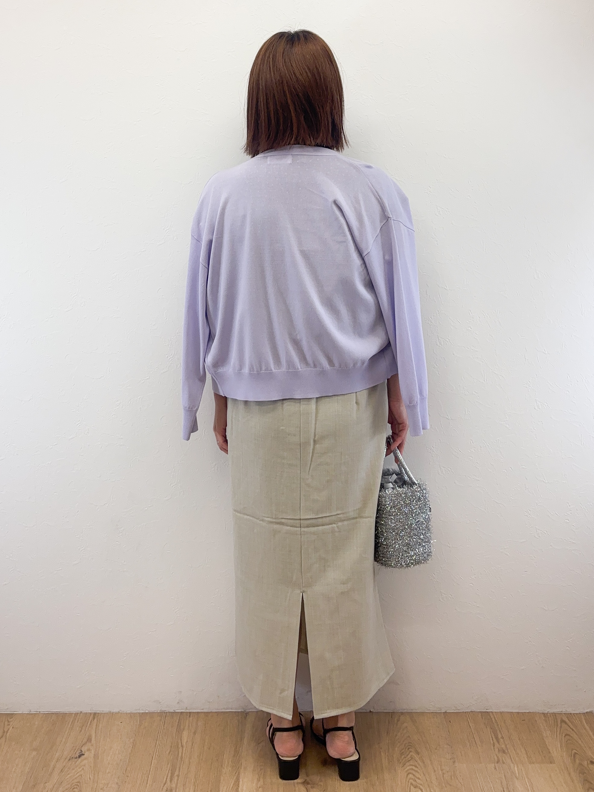 Takeさんの「OPAQUE.CLIP｜【UV／接触冷感】Vネックリラクシーニットカーディガン《洗濯機OK／抗ピル》」を使ったコーディネート