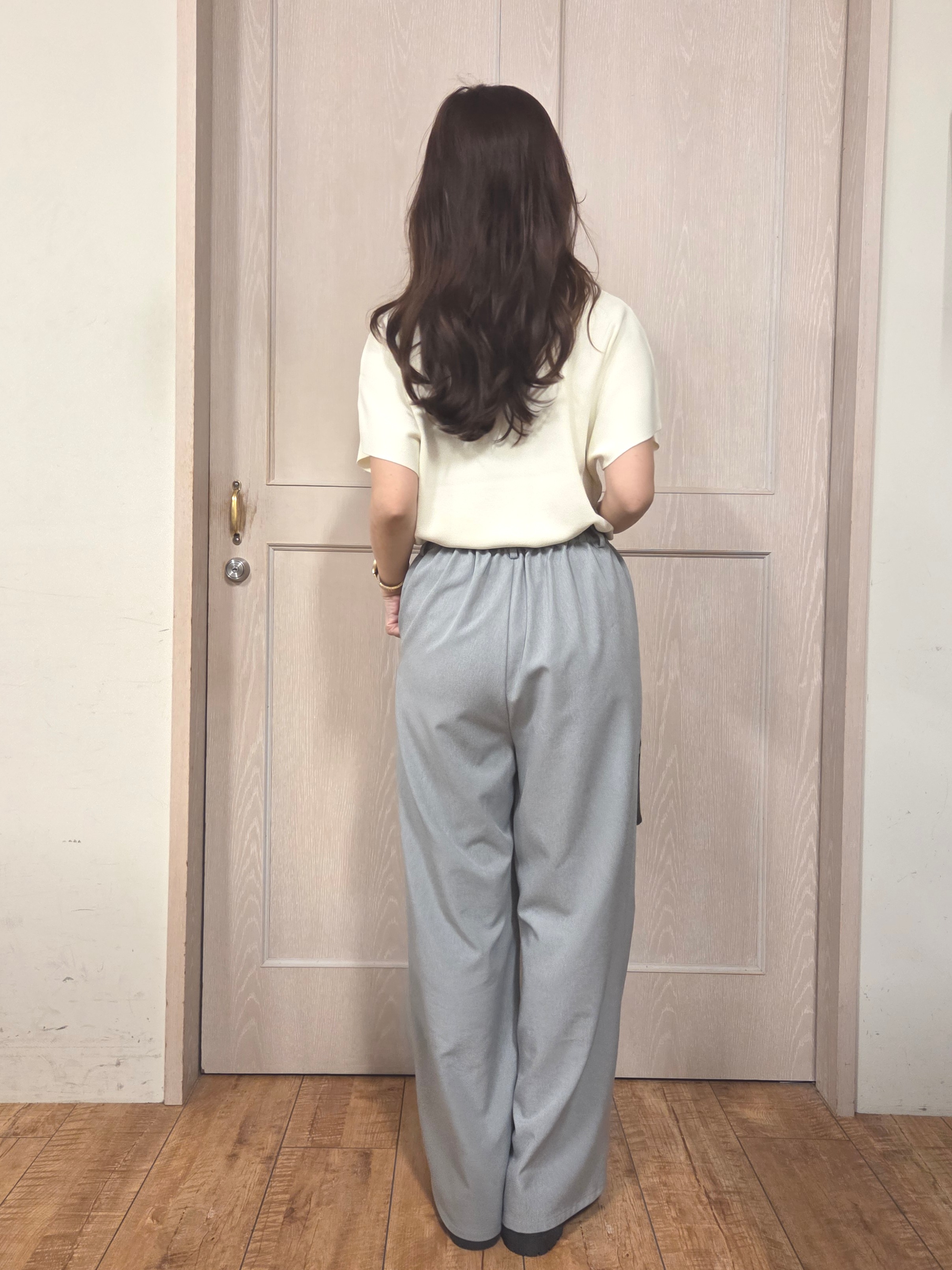 masamiさんの「SHOO･LA･RUE｜【高レビュー/毎日洗える/UV】二の腕も隠せる 配色ボウタイニット」を使ったコーディネート