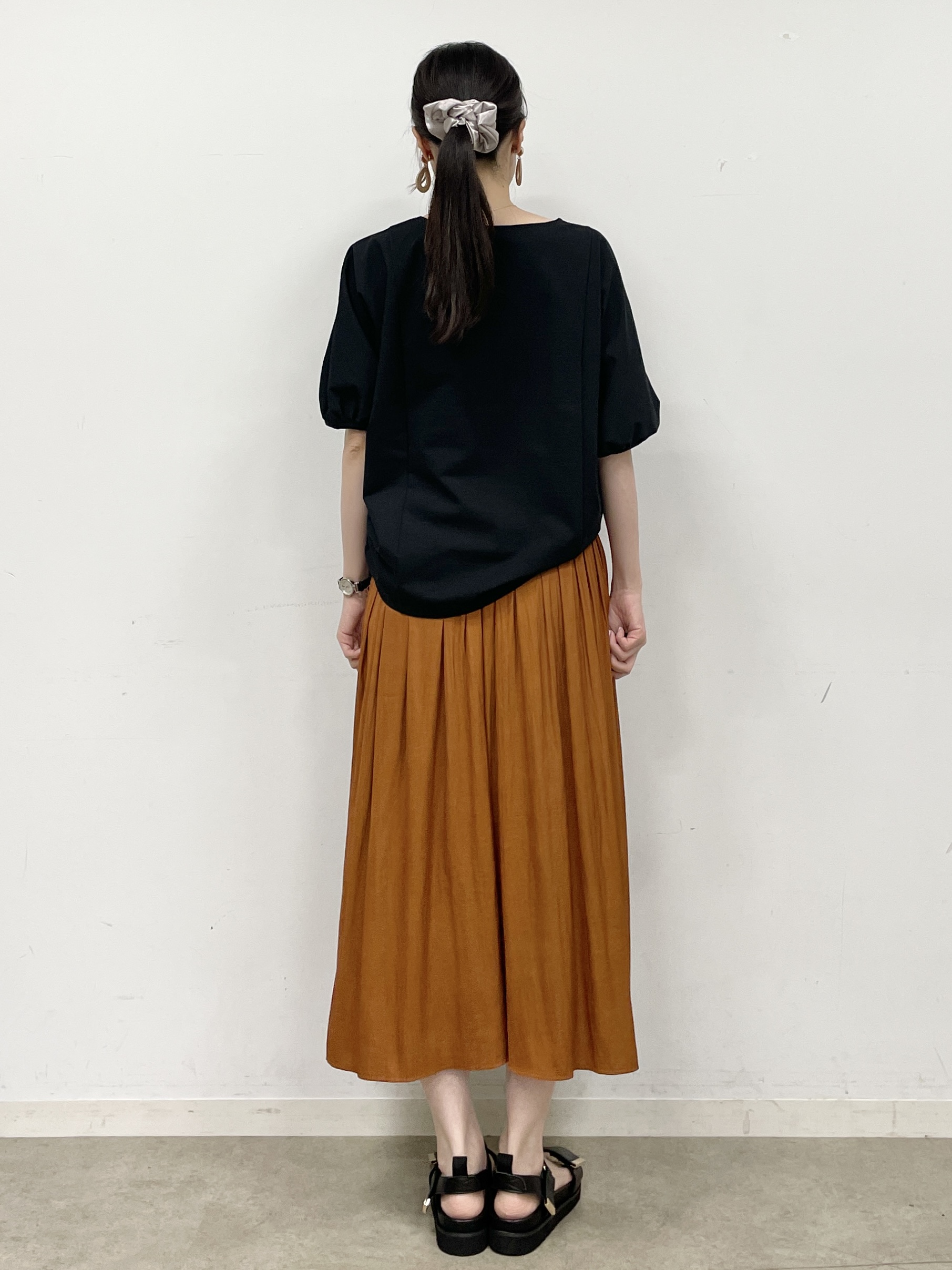 Momoさんの「Reflect｜【UVカット／接触冷感／吸水速乾】ギャザースリーブカットソー」を使ったコーディネート