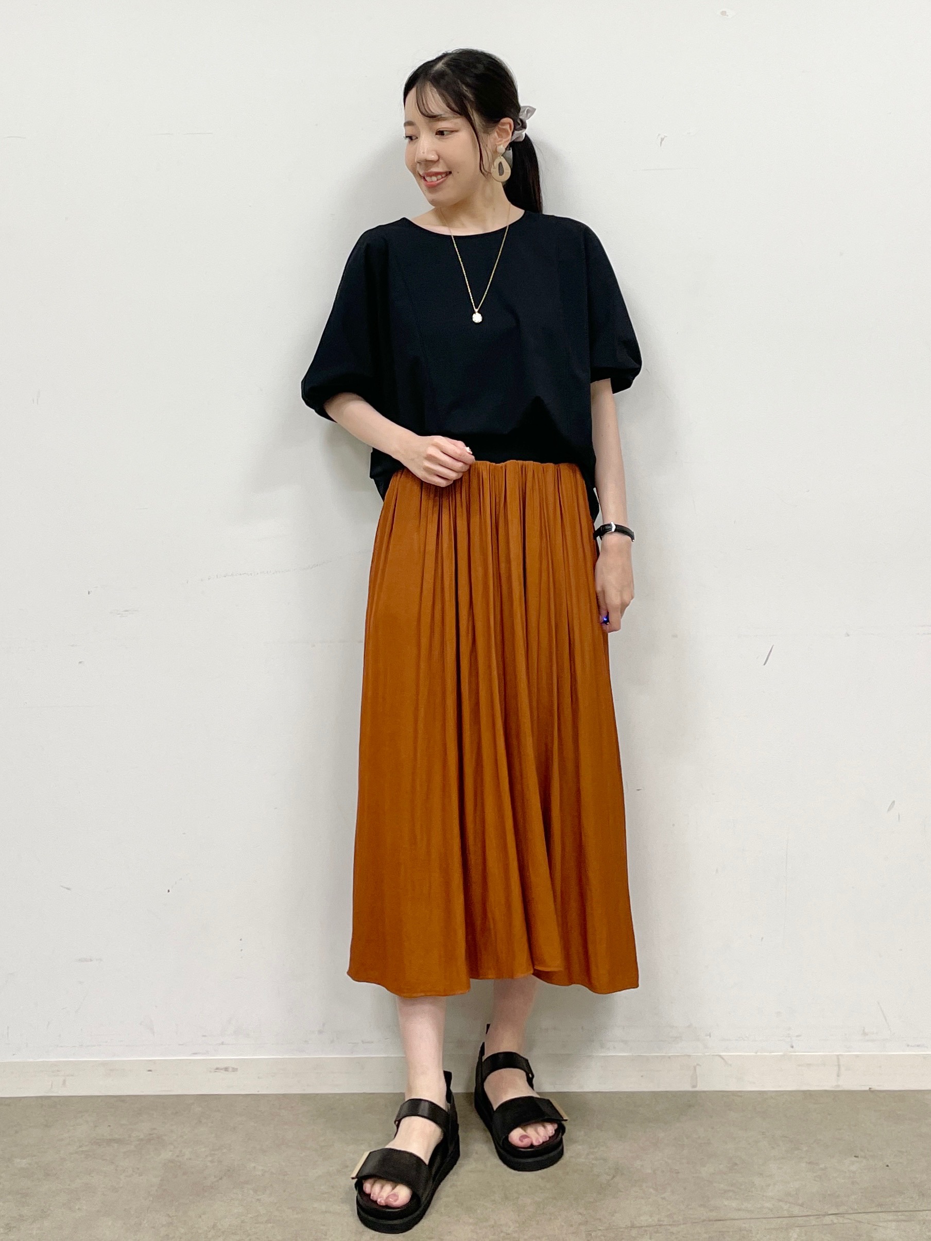 Momoさんの「Reflect｜【UVカット／接触冷感／吸水速乾】ギャザースリーブカットソー」を使ったコーディネート