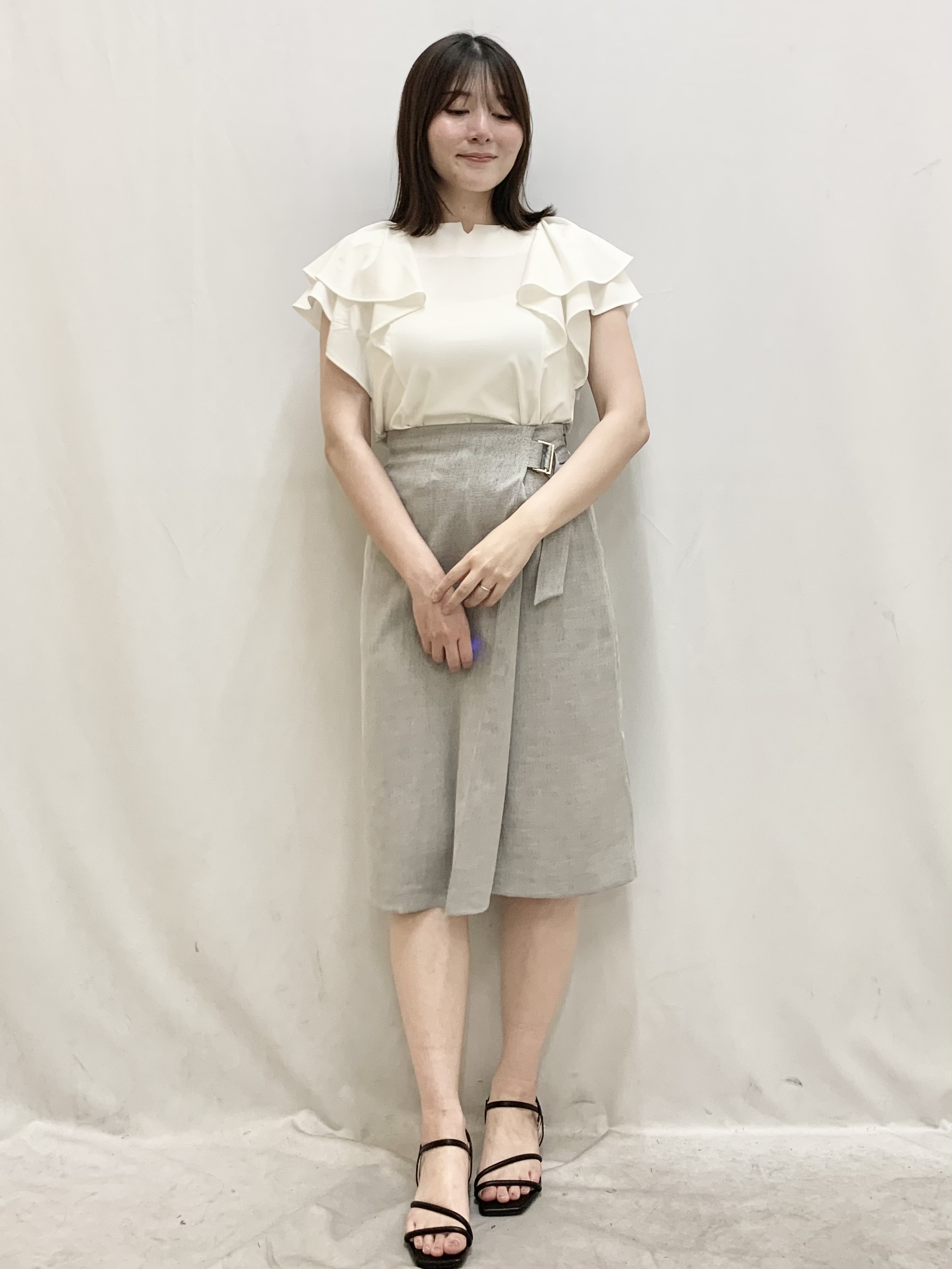 kasumiさんの「index｜【接触冷感】ダブルフレアキーネックトップス《UVケア／洗濯機OK》」を使ったコーディネート