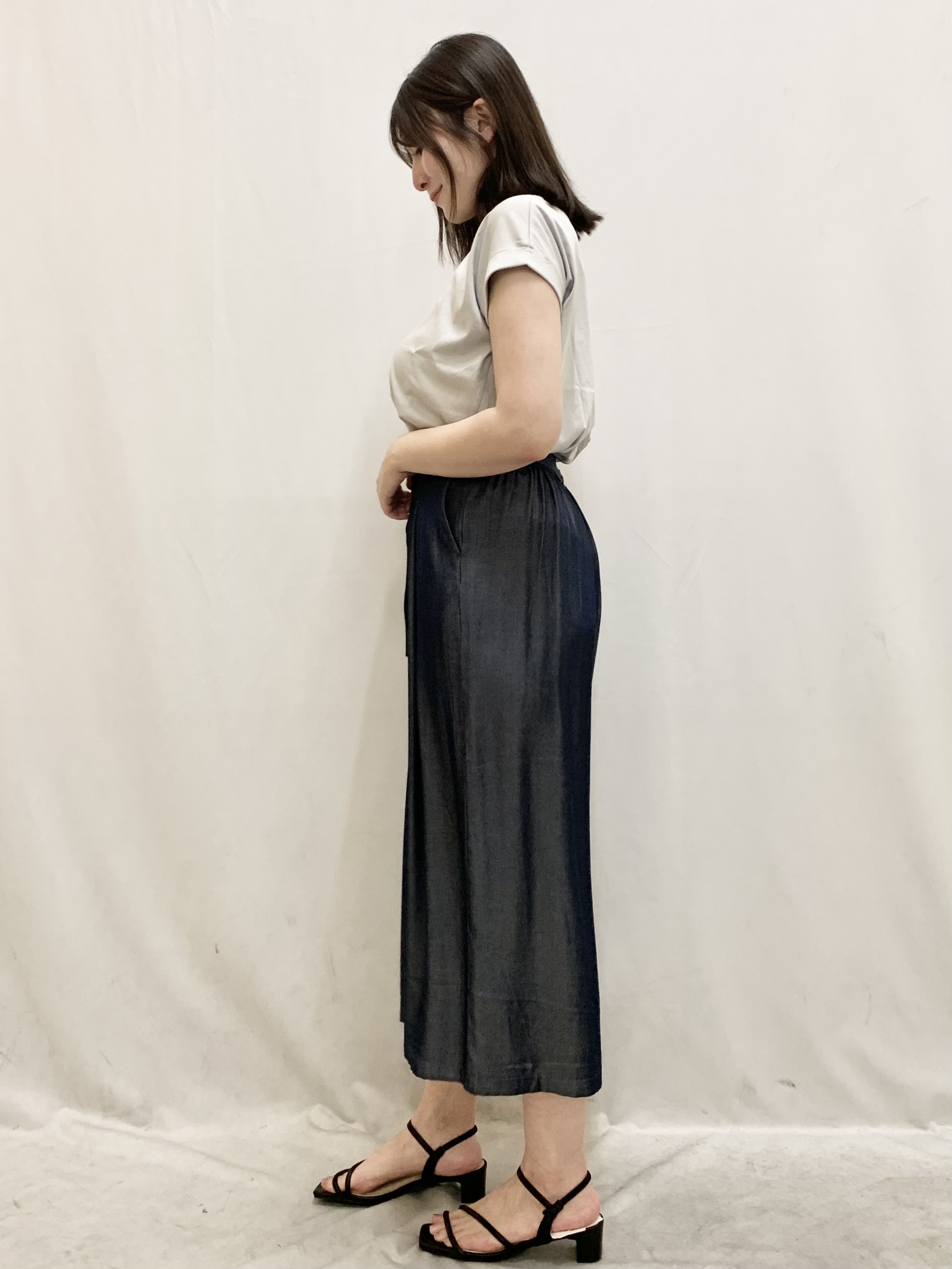 kasumiさんの「index｜【接触冷感／UV】ワンポイント刺繍Tシャツ《7col／XS~3L／洗濯機OK》」を使ったコーディネート