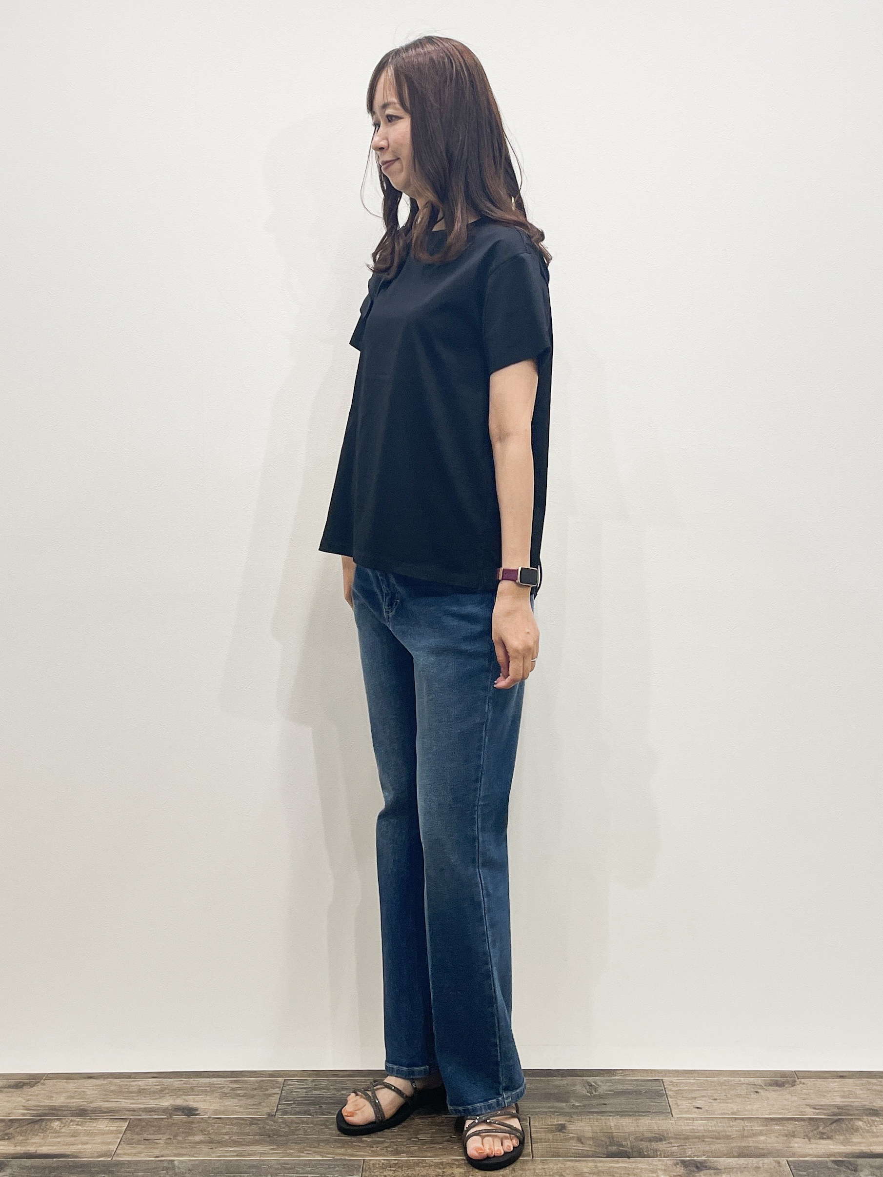 Aikoさんの「OPAQUE.CLIP｜【UV／接触冷感】フリルショルダーカットソー《洗濯機OK》」を使ったコーディネート