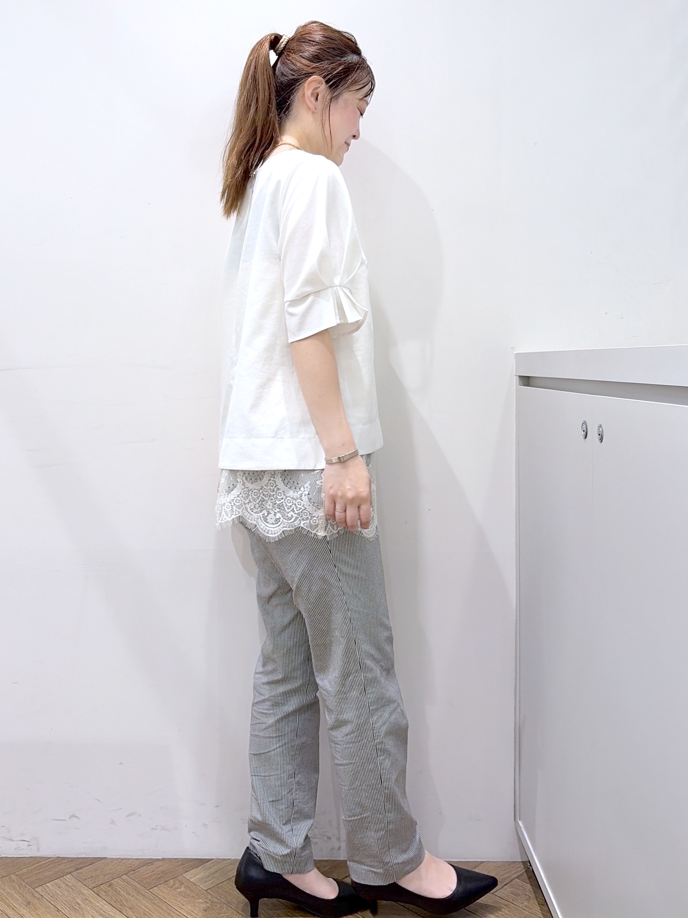 Junさんの「index｜【接触冷感／吸水速乾】タックパフスリーブブラウス《防シワ／洗濯機OK／XS～3L／8col》」を使ったコーディネート