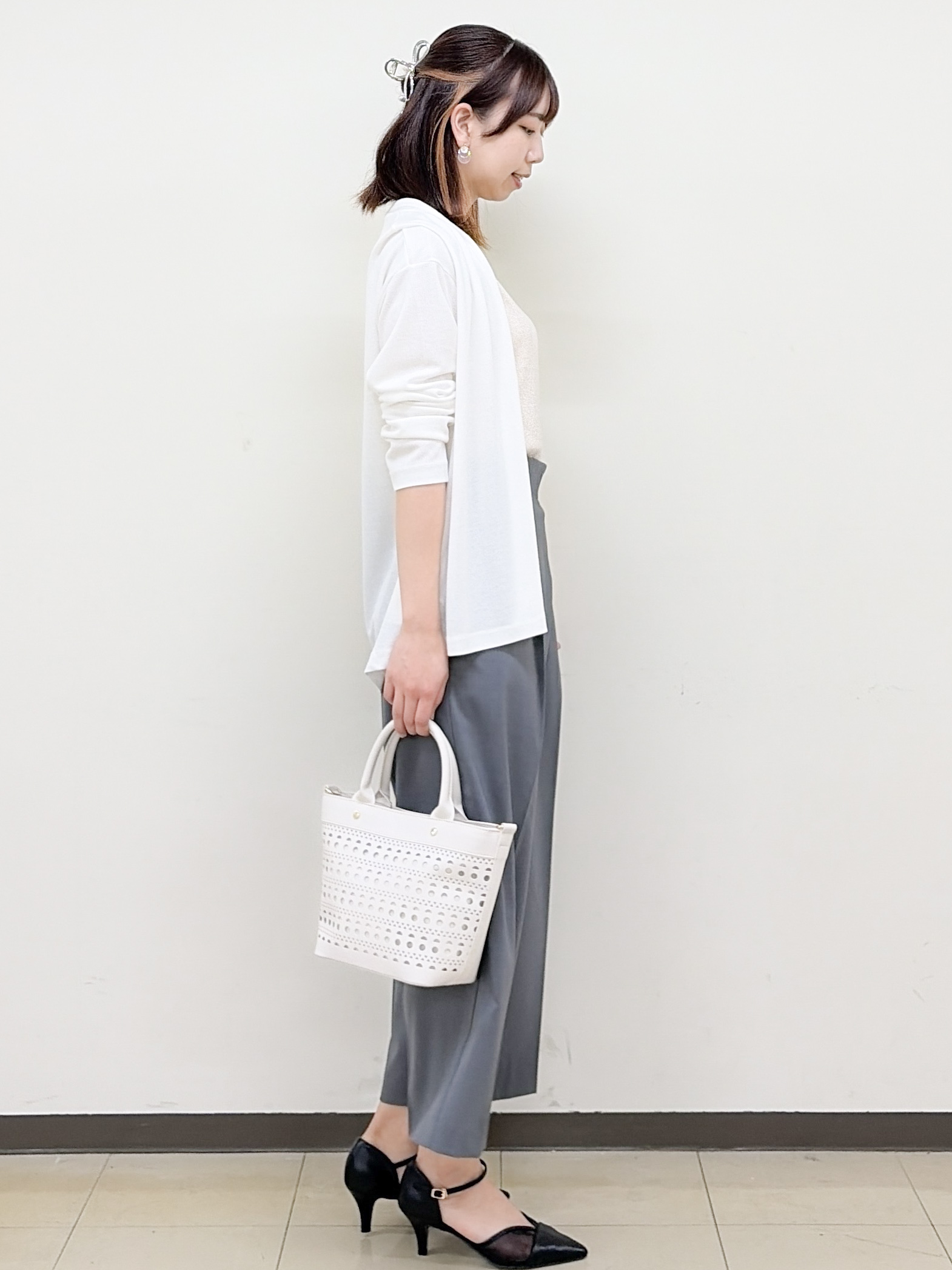 yurinaさんの「index｜【UVケア】ひんやりカーディガン《接触冷感／洗濯機OK》」を使ったコーディネート