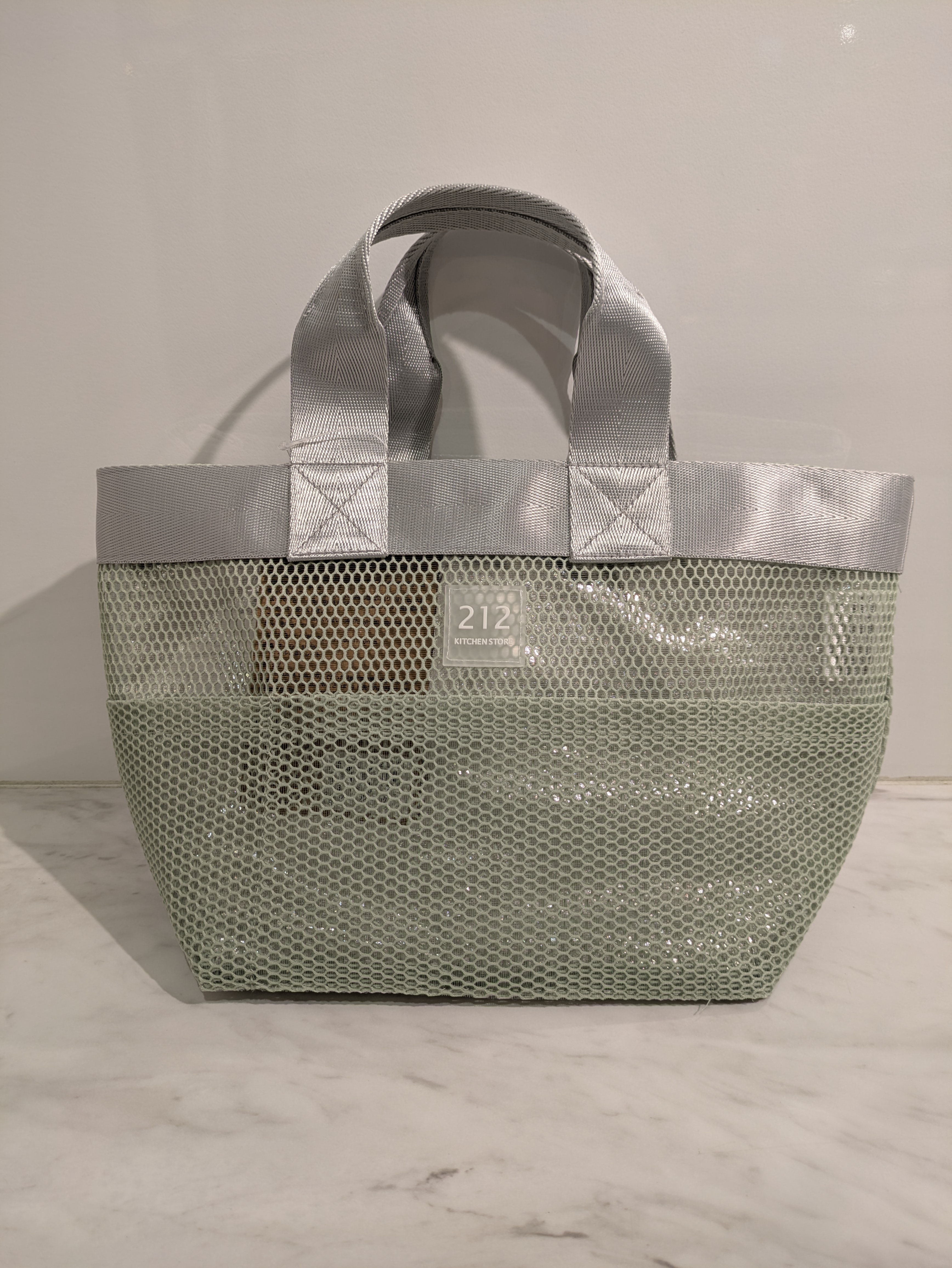 ヨコさんの「212 KITCHEN STORE｜3wayメッシュランチバッグ GR ＜212Kオリジナル＞」を使ったコーディネート