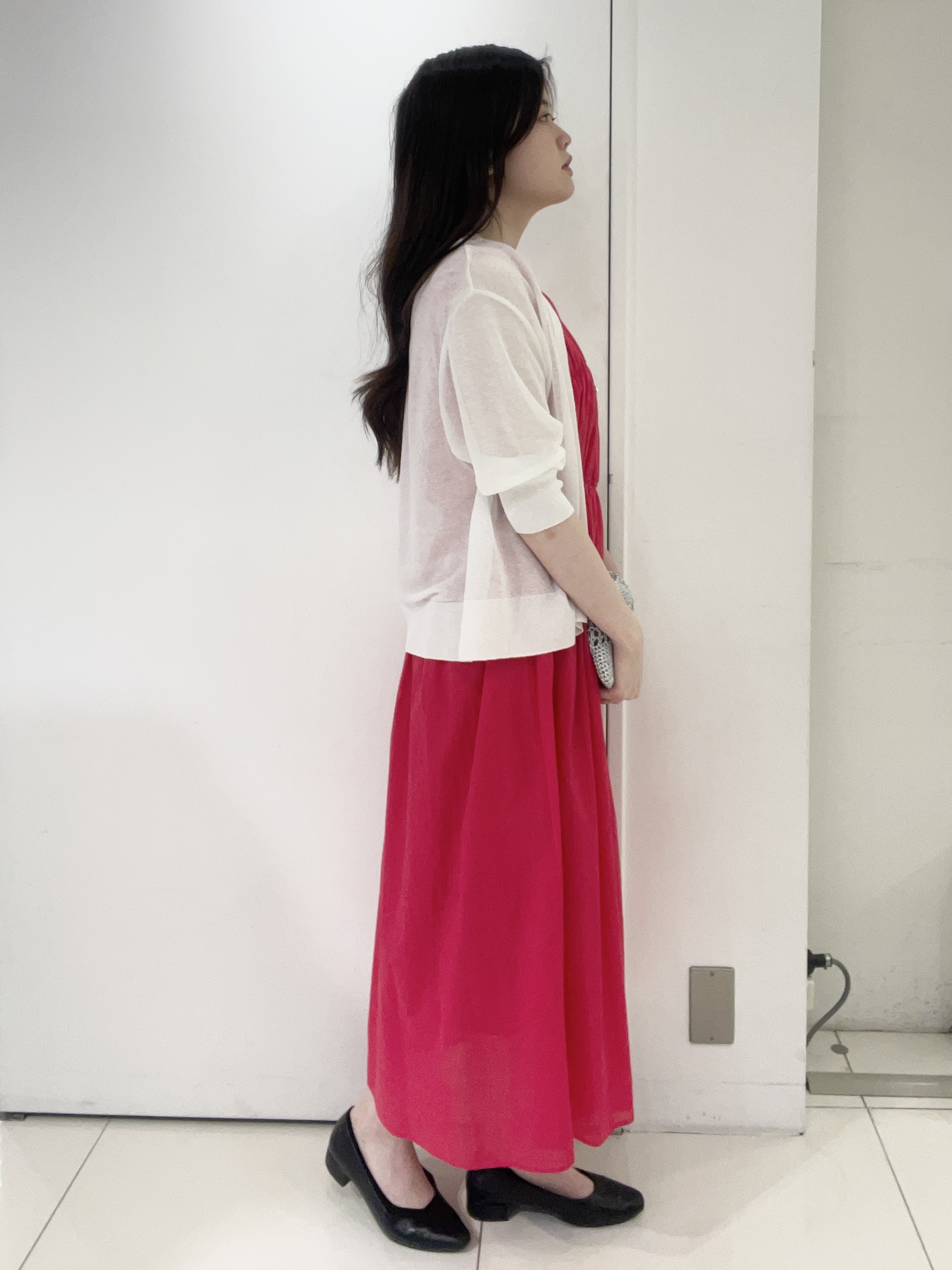 moeさんの「UNTITLED｜【日除け・冷房対策に】コットンリネンカーディガン」を使ったコーディネート