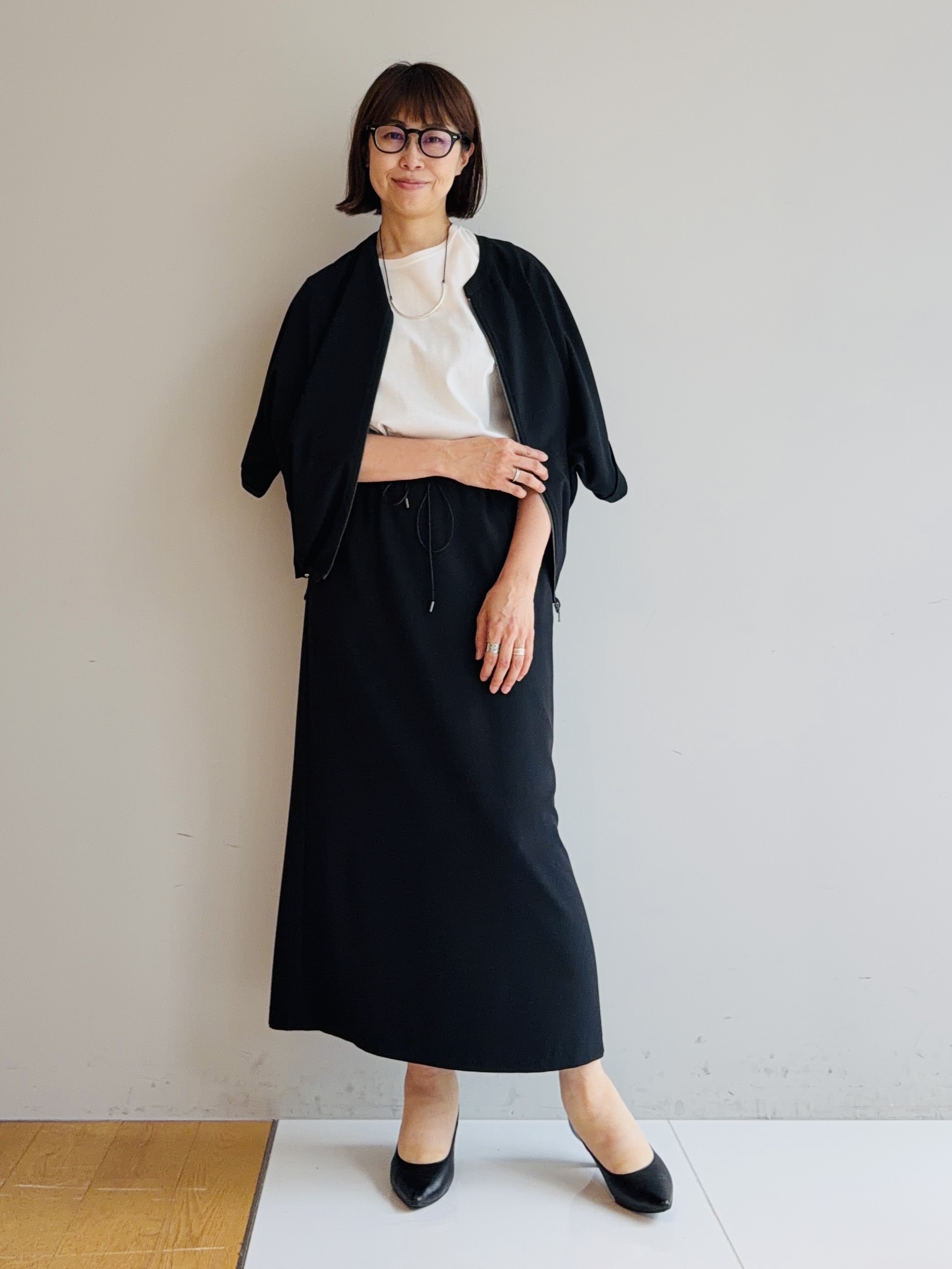 murayamaさんの「INDIVI｜【秋羽織り/着る日傘】ドルマンフォルムブルゾン」を使ったコーディネート