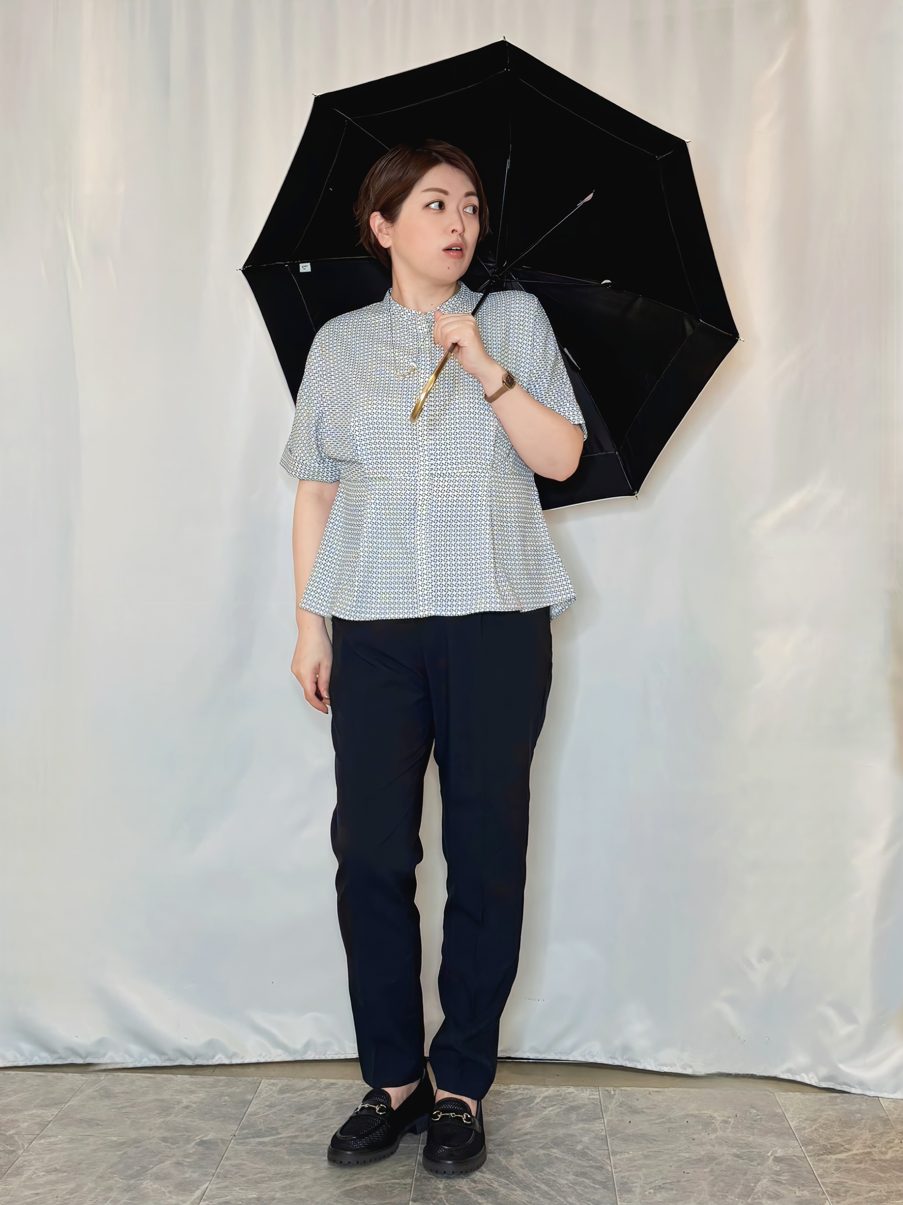 たみさんの「SHOO･LA･RUE｜【UV/通勤】洗濯後しわになりにくい インしない ウエストタックペプラムブラウス」を使ったコーディネート
