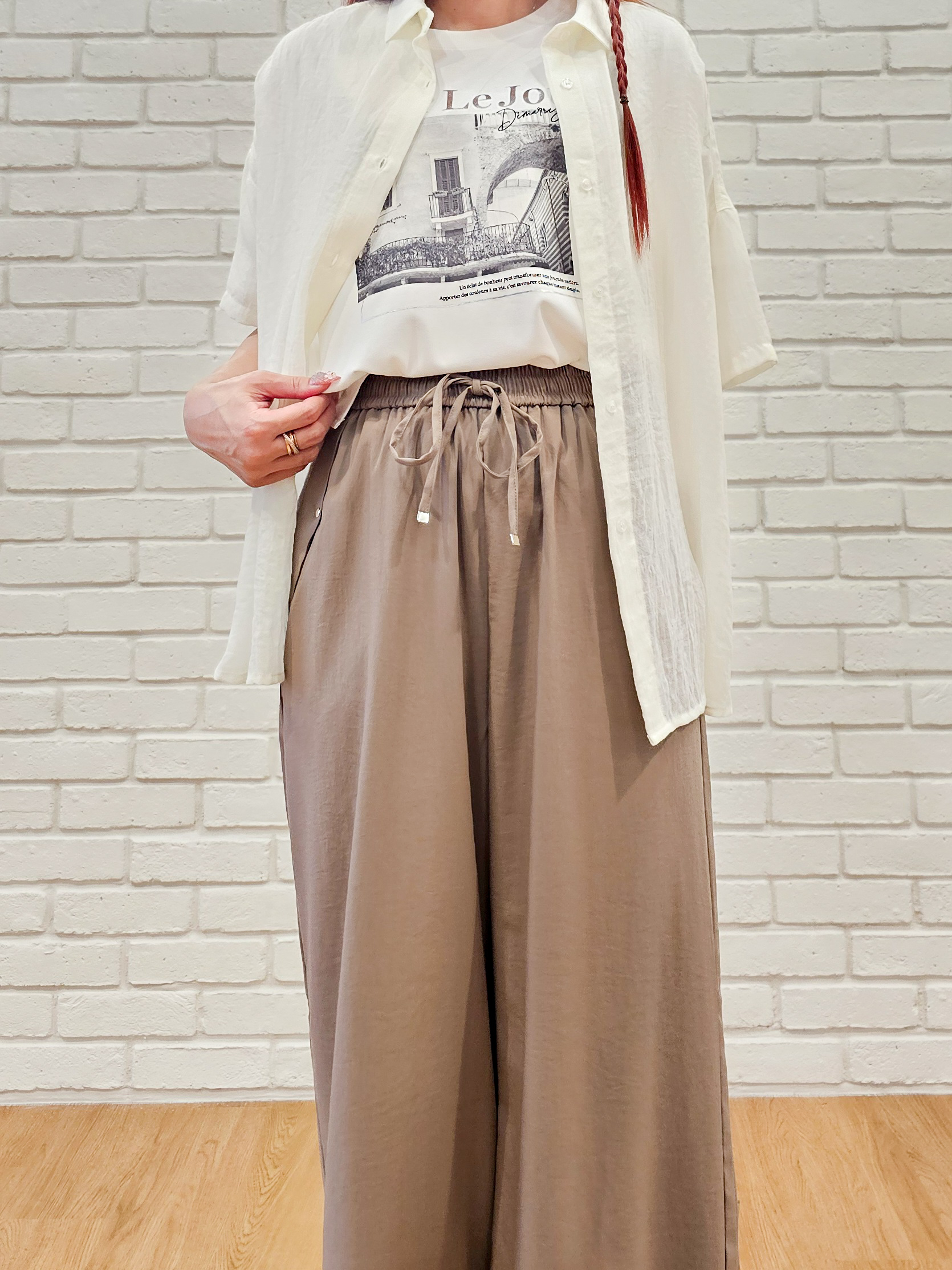 ゆゆさんの「SHOO･LA･RUE｜ヒップがすっぽり隠れる やわらか5分袖シアーシャツ」を使ったコーディネート