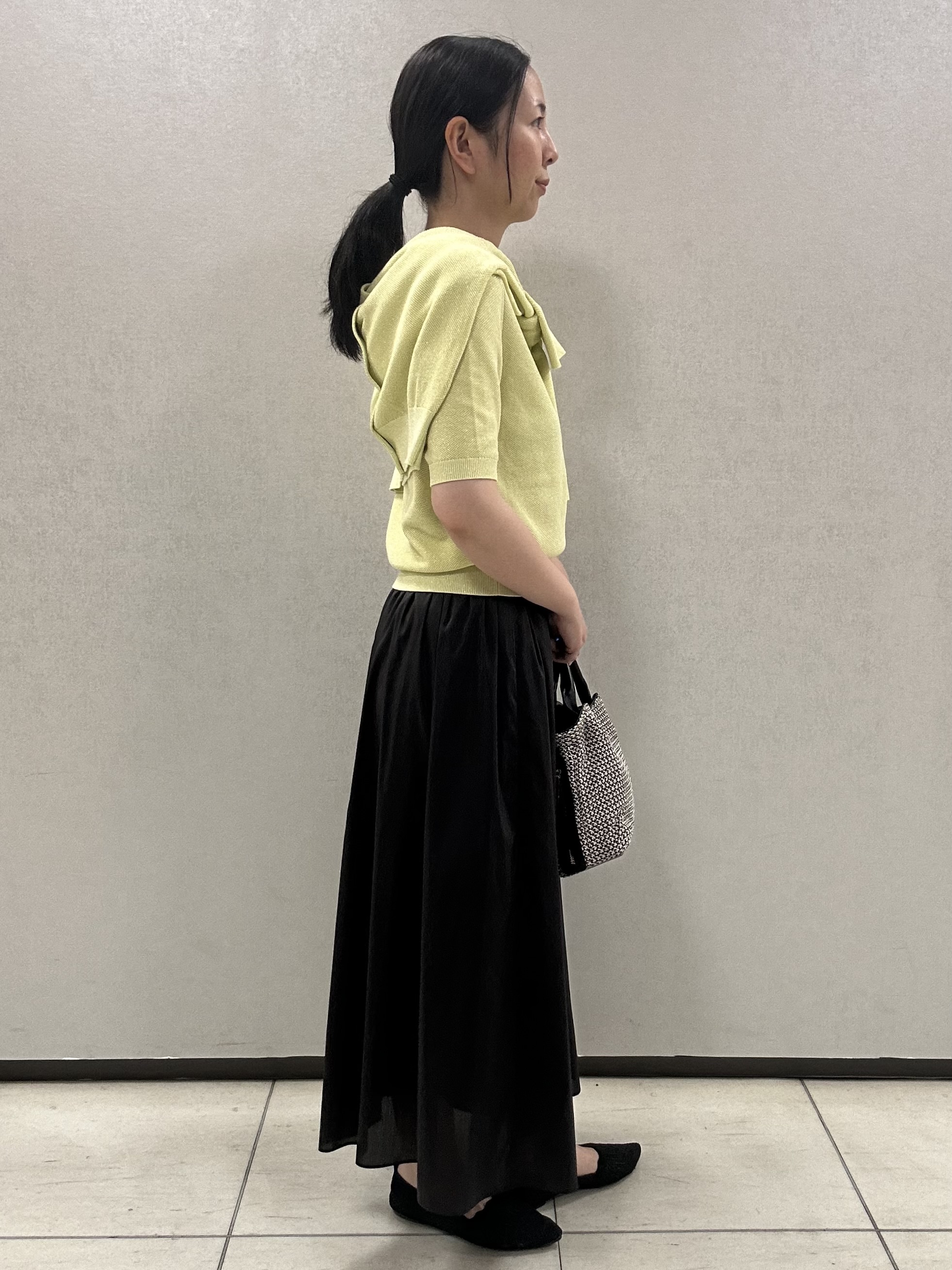 miiさんの「UNTITLED｜◆【アンサンブル可】ラメ混クルーネックカーディガン」を使ったコーディネート