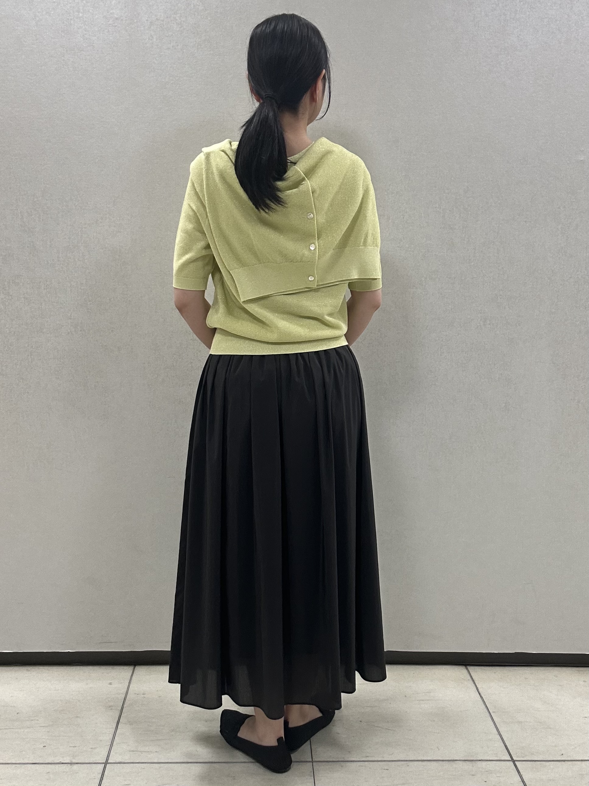 miiさんの「UNTITLED｜◆【アンサンブル可】ラメ混クルーネックカーディガン」を使ったコーディネート