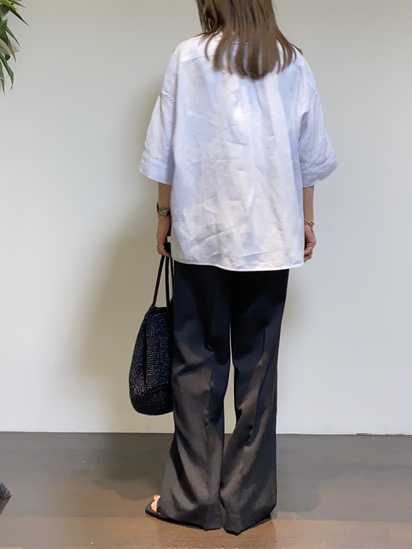tomoさんの「UNTITLED｜【TICCA】リネン半袖シャツ」を使ったコーディネート