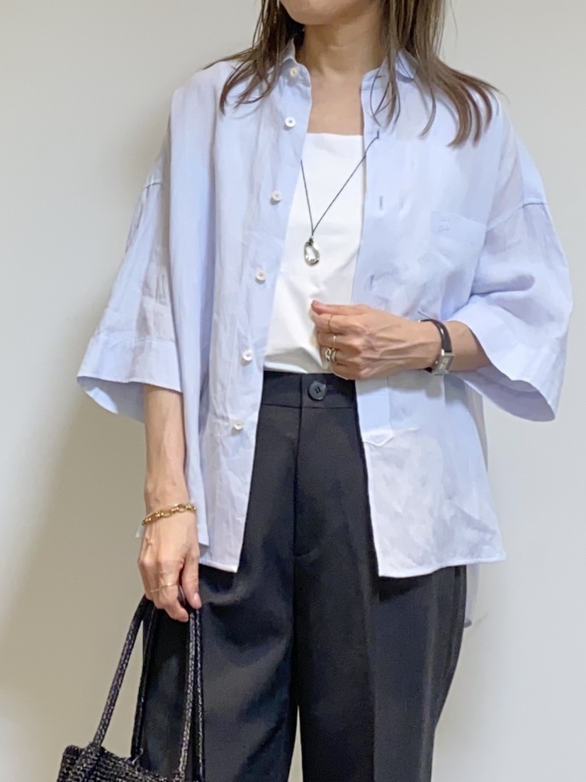 tomoさんの「UNTITLED｜【TICCA】リネン半袖シャツ」を使ったコーディネート