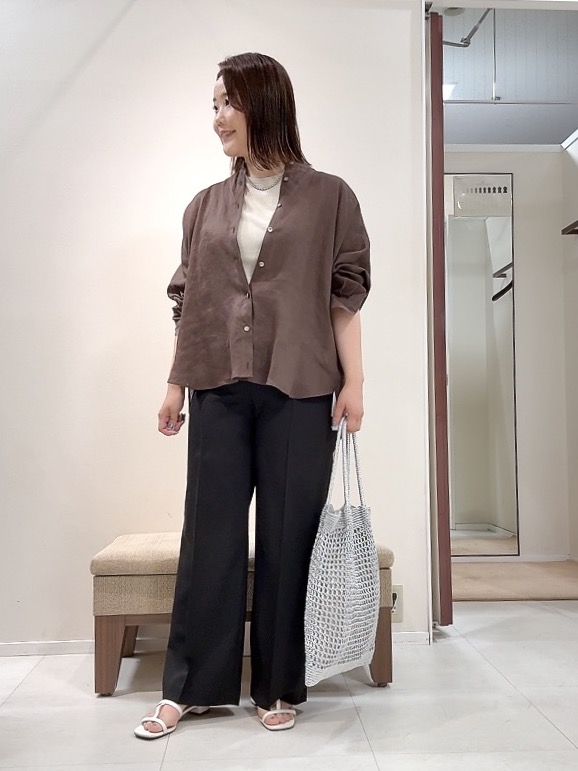 YUIさんの「UNTITLED｜【麻100】リネンドルマンシャツ」を使ったコーディネート