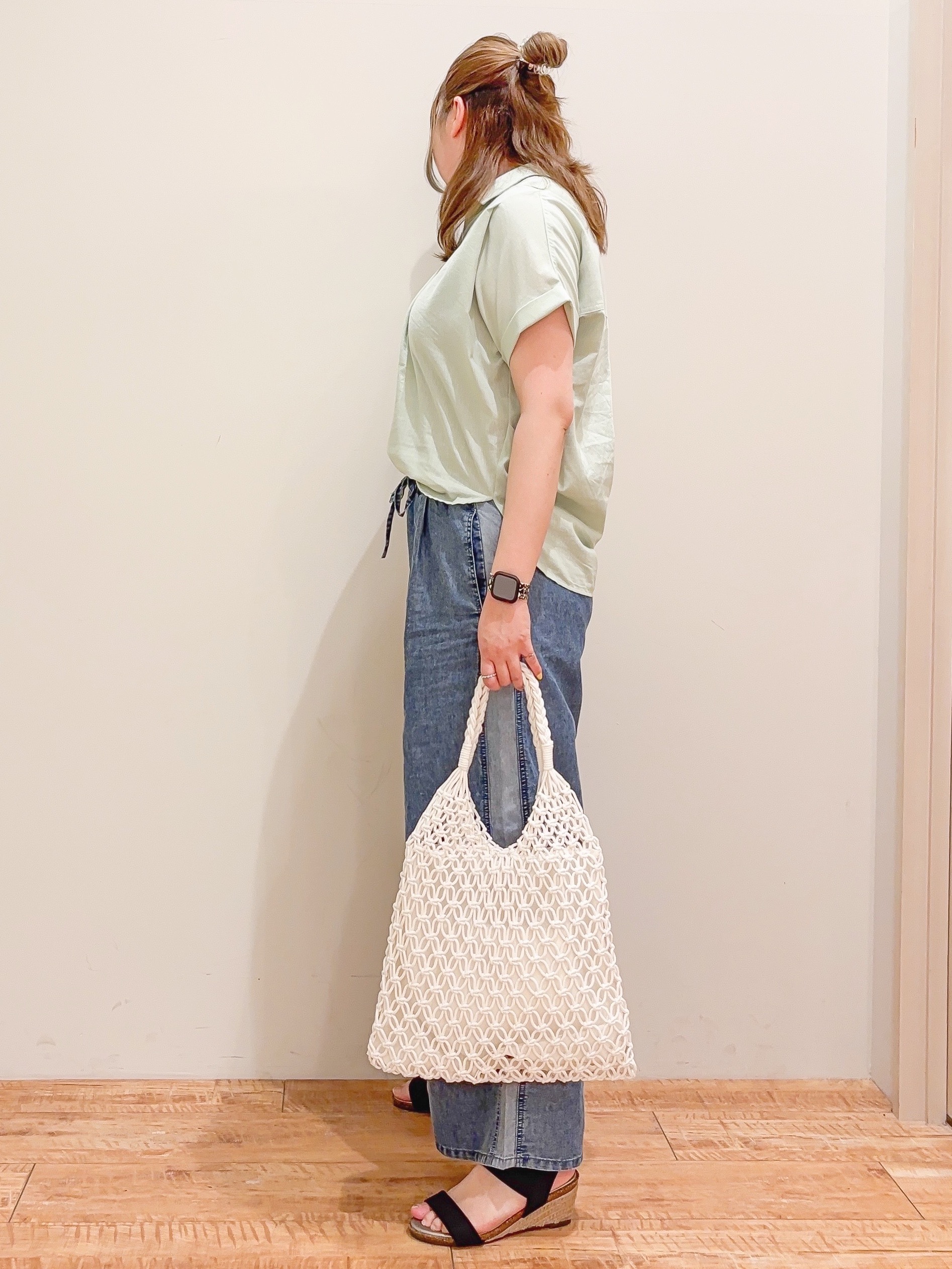 naoさんの「SHOO･LA･RUE｜【UV/吸水速乾/抗菌防臭】インせず着られる フレンチリネンスキッパーシャツ」を使ったコーディネート