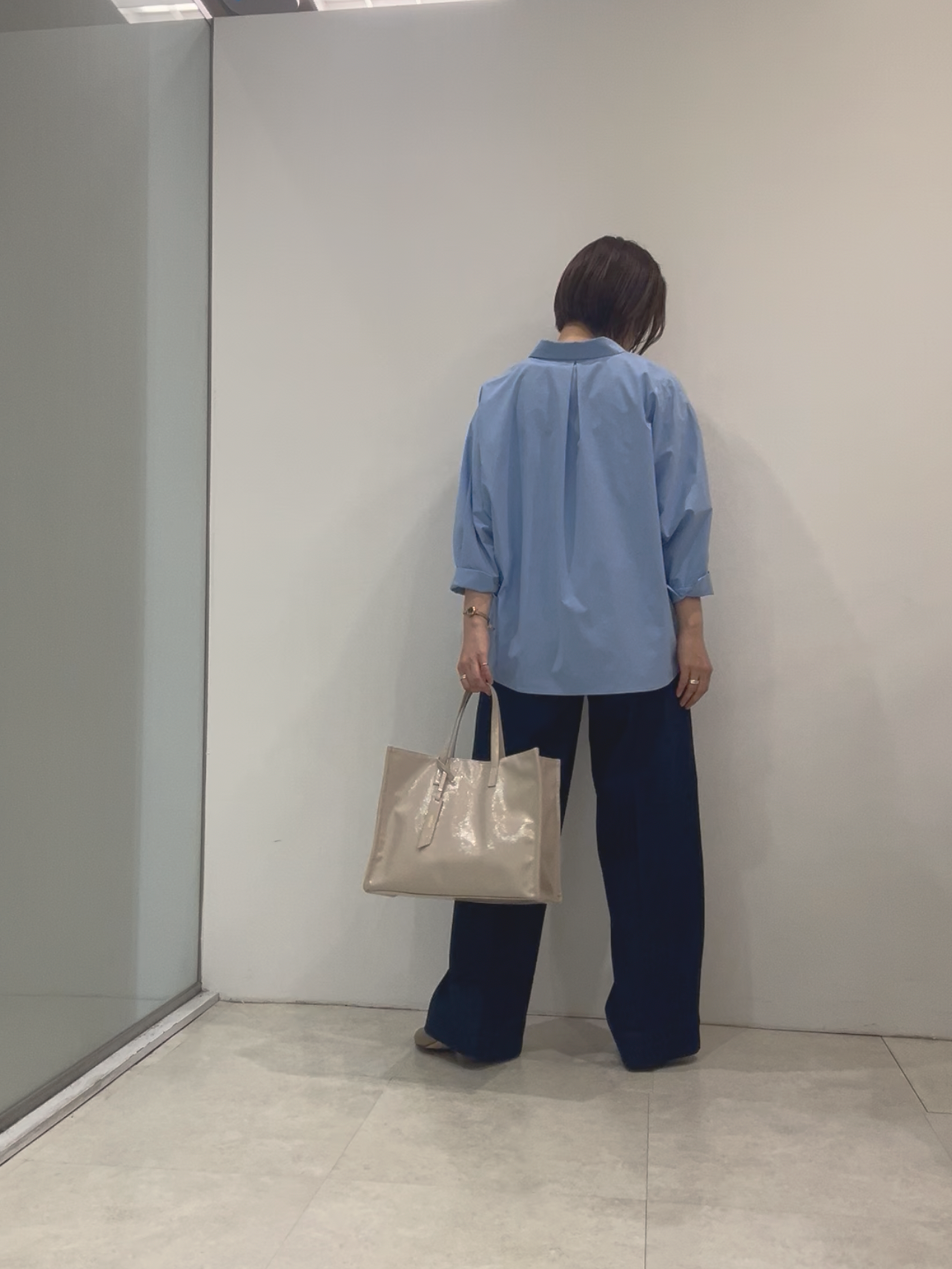 まどかさんの「UNTITLED｜【接触冷感/吸水速乾/UVカット】ドルマンスリーブシャツ」を使ったコーディネート