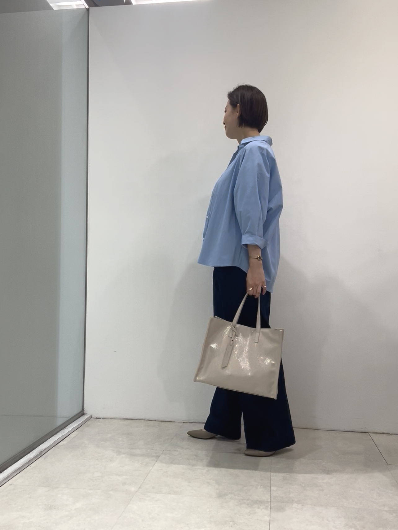 まどかさんの「UNTITLED｜【接触冷感/吸水速乾/UVカット】ドルマンスリーブシャツ」を使ったコーディネート