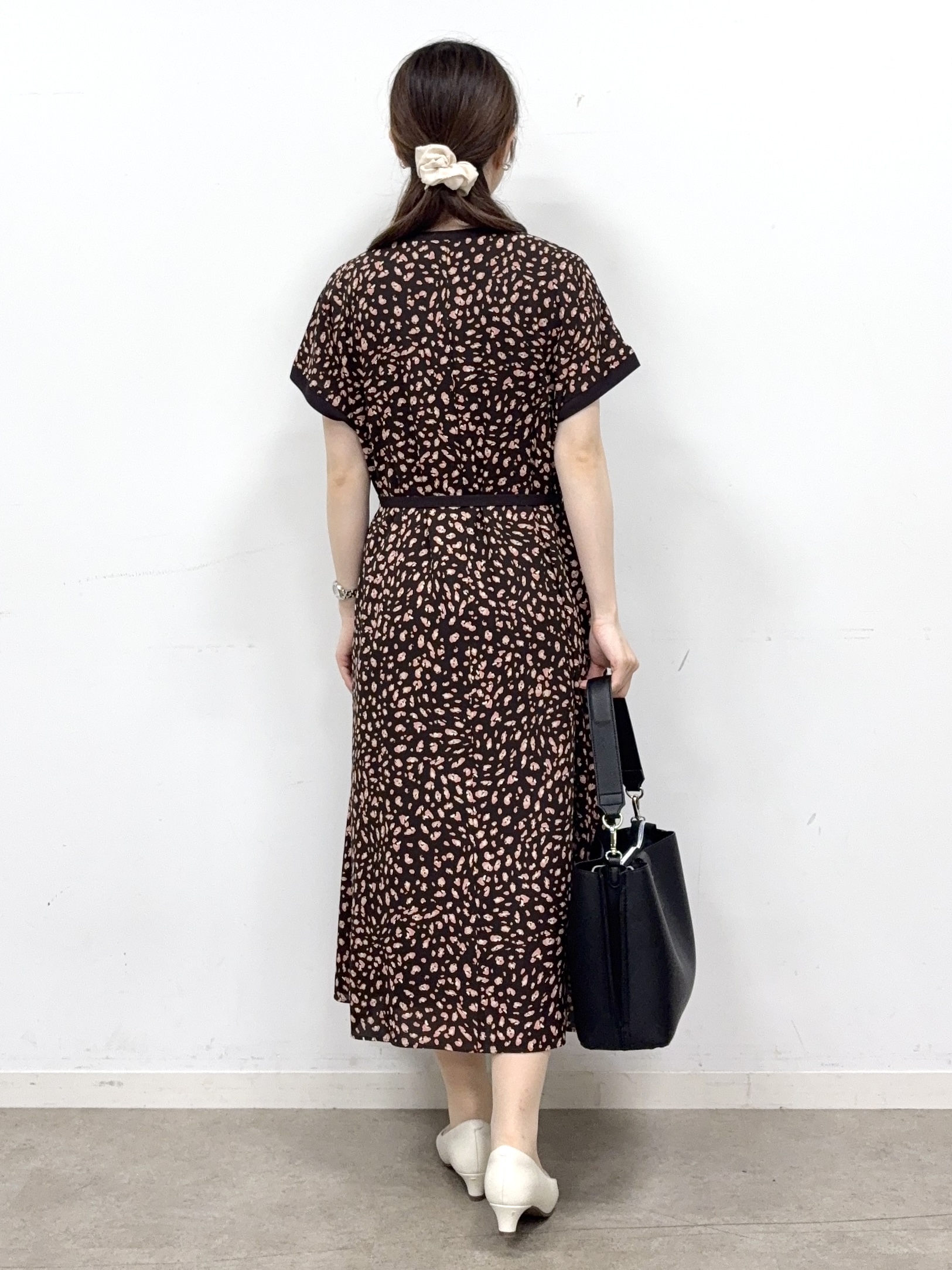 mikiさんの「Reflect｜【手洗い可】プリント柄ワンピース」を使ったコーディネート