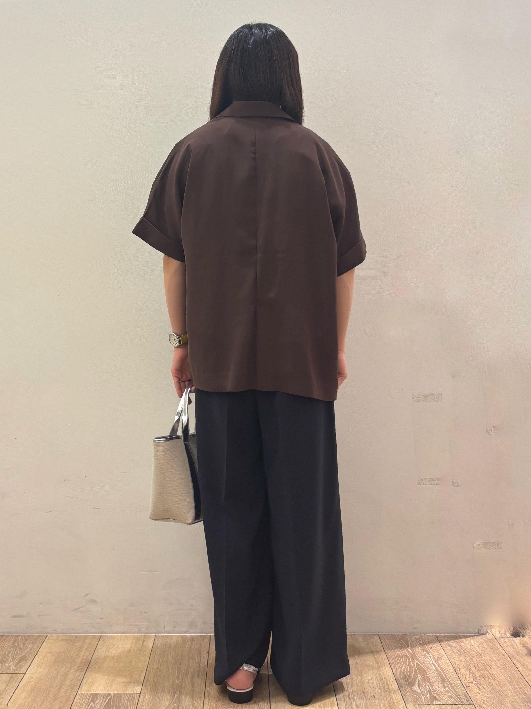 りょうさんの「OPAQUE.CLIP｜【接触冷感／吸水速乾／防シワ】リネンライクテーラードジャケット《洗濯機OK》」を使ったコーディネート