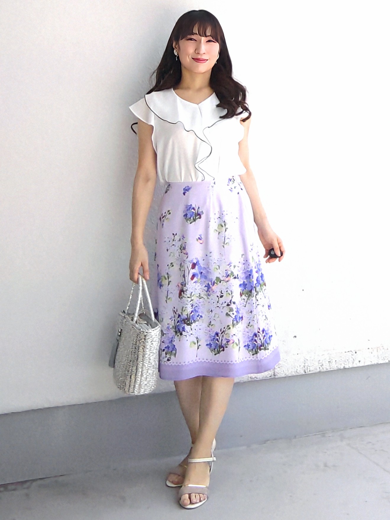 keinaさんの「SunaUna｜多色花柄プリントスカート」を使ったコーディネート