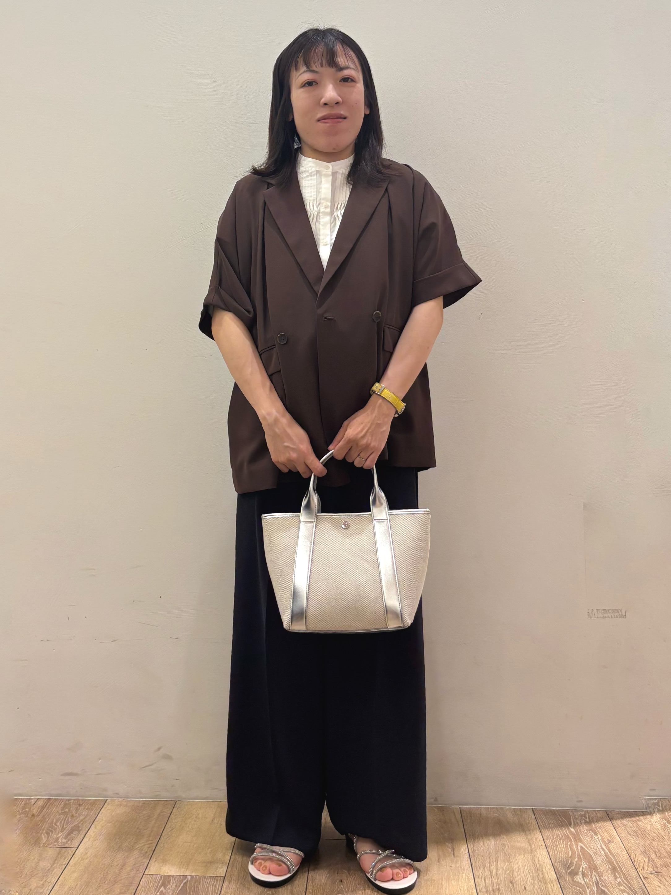 りょうさんの「OPAQUE.CLIP｜【接触冷感／吸水速乾／防シワ】リネンライクテーラードジャケット《洗濯機OK》」を使ったコーディネート