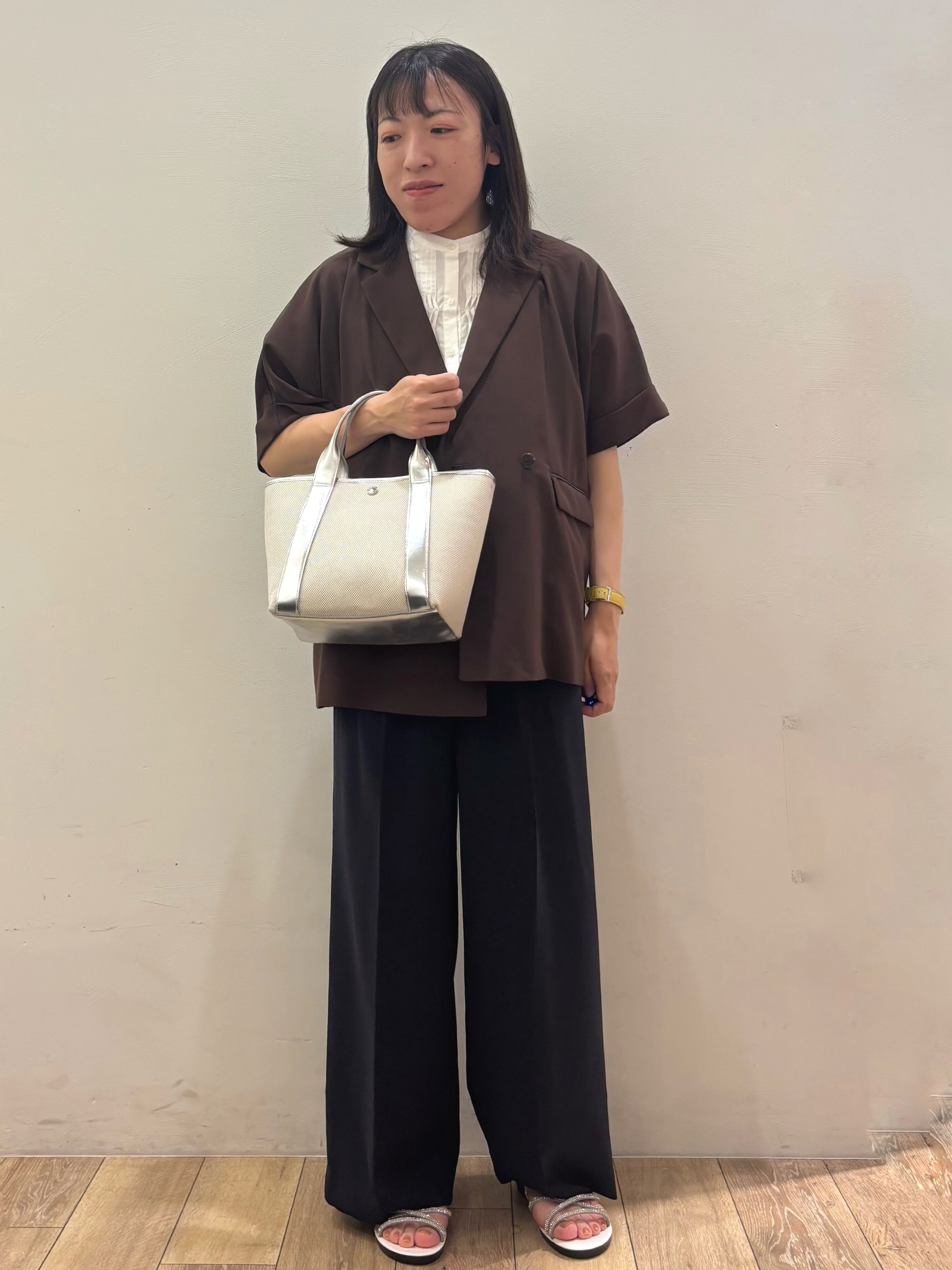 りょうさんの「OPAQUE.CLIP｜【接触冷感／吸水速乾／防シワ】リネンライクテーラードジャケット《洗濯機OK》」を使ったコーディネート