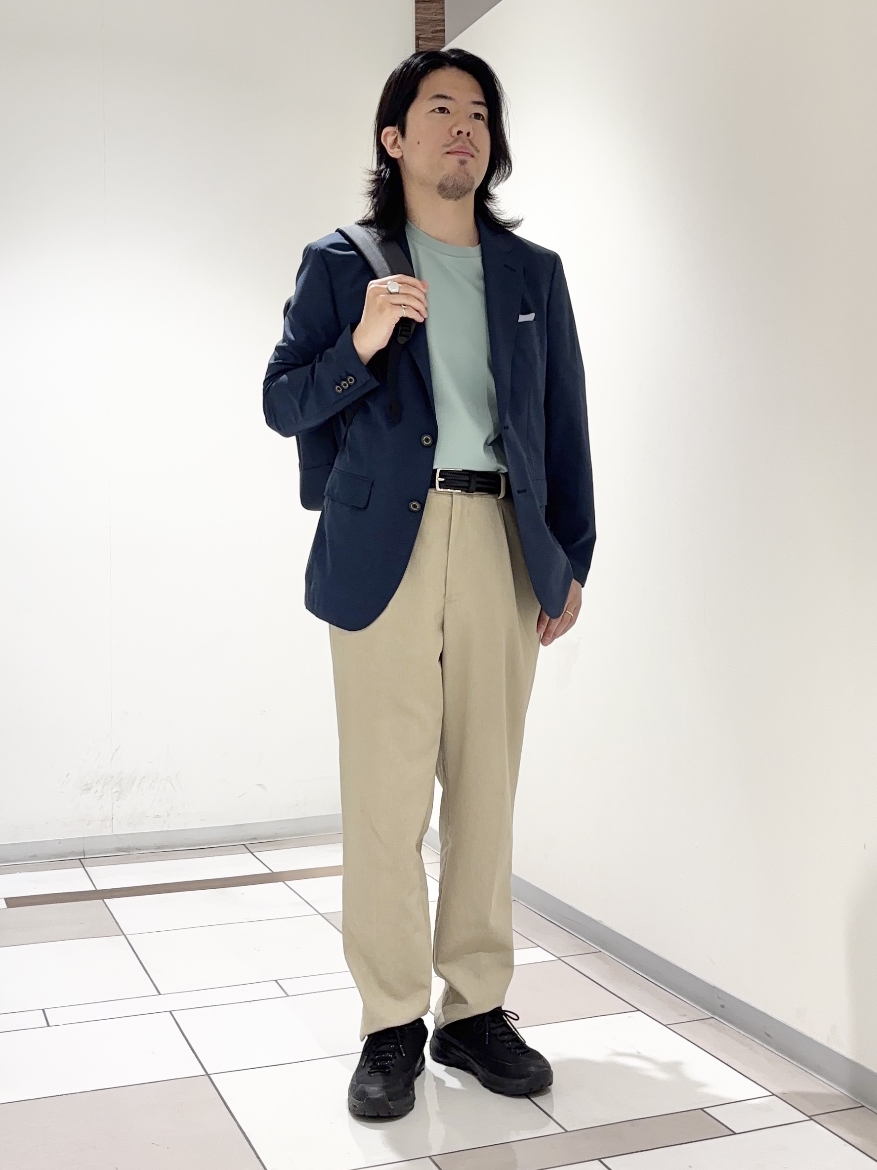及川さんの「TAKEO KIKUCHI｜【抗菌防臭】COOL DOTS（R）ドビープリント ジャケット」を使ったコーディネート