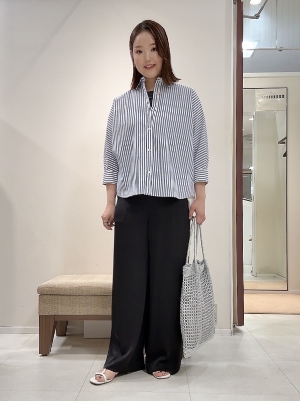 YUIさんの「UNTITLED｜【接触冷感/吸水速乾/UVカット】ドルマンスリーブシャツ」を使ったコーディネート