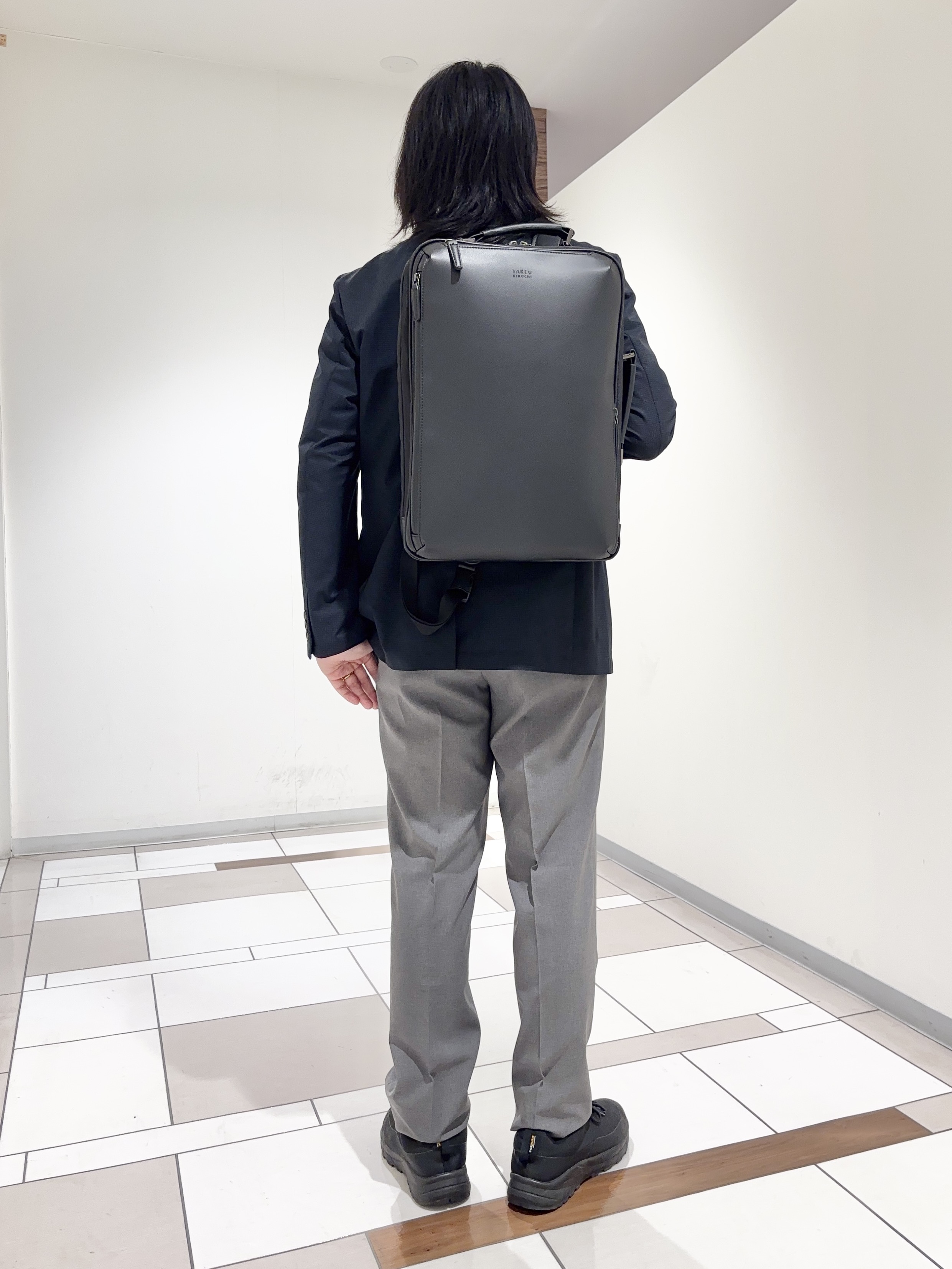 及川さんの「TAKEO KIKUCHI｜【抗菌防臭】COOL DOTS（R）ドビープリント ジャケット」を使ったコーディネート